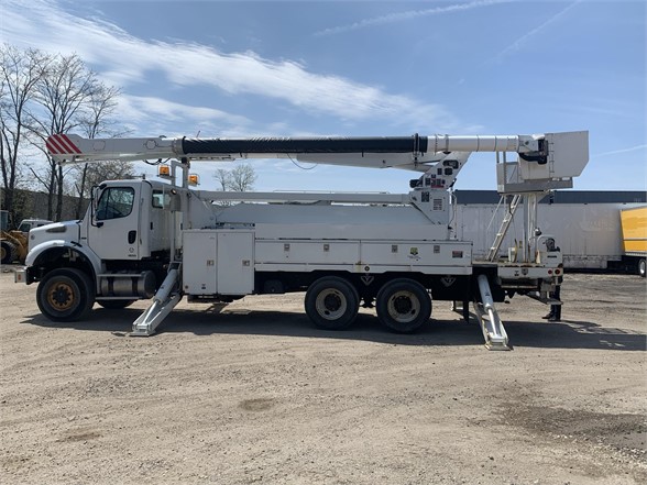 2010 ALTEC AM900-E100 - Cassone Truck