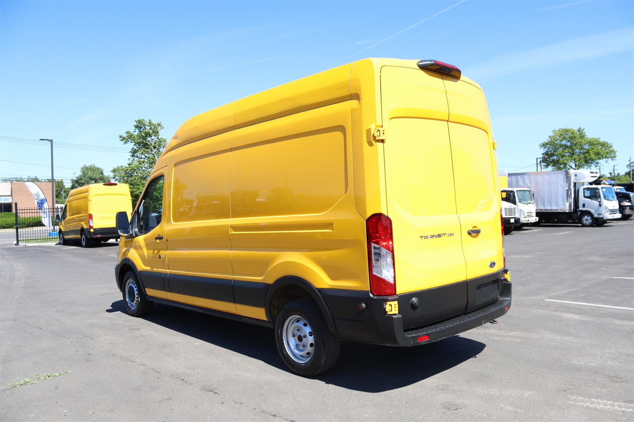 2020 FORD TRANSIT - image 3 of 6