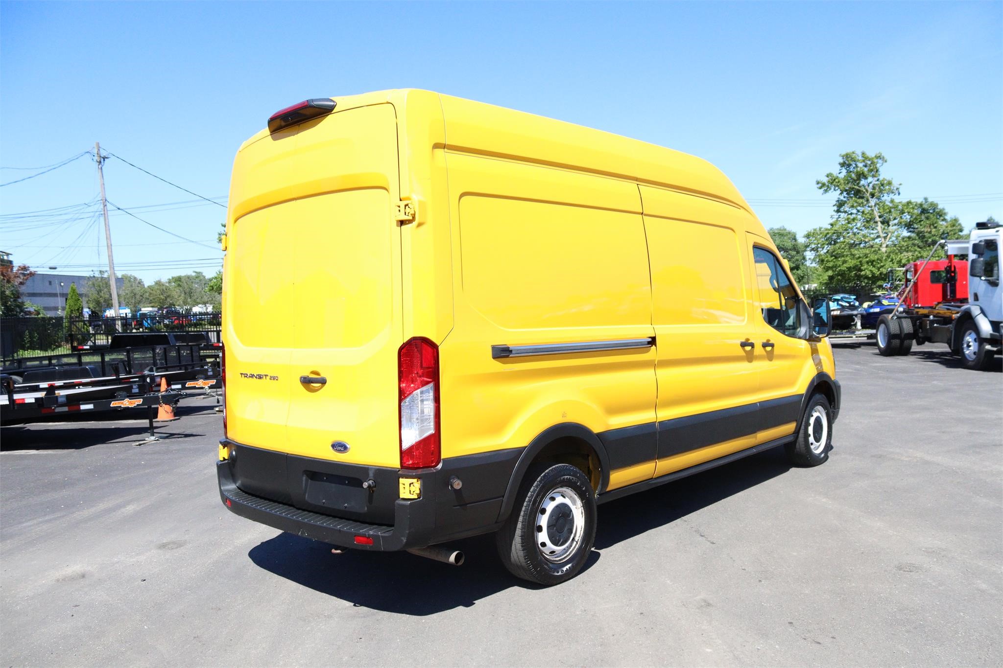 2020 FORD TRANSIT - image 5 of 6