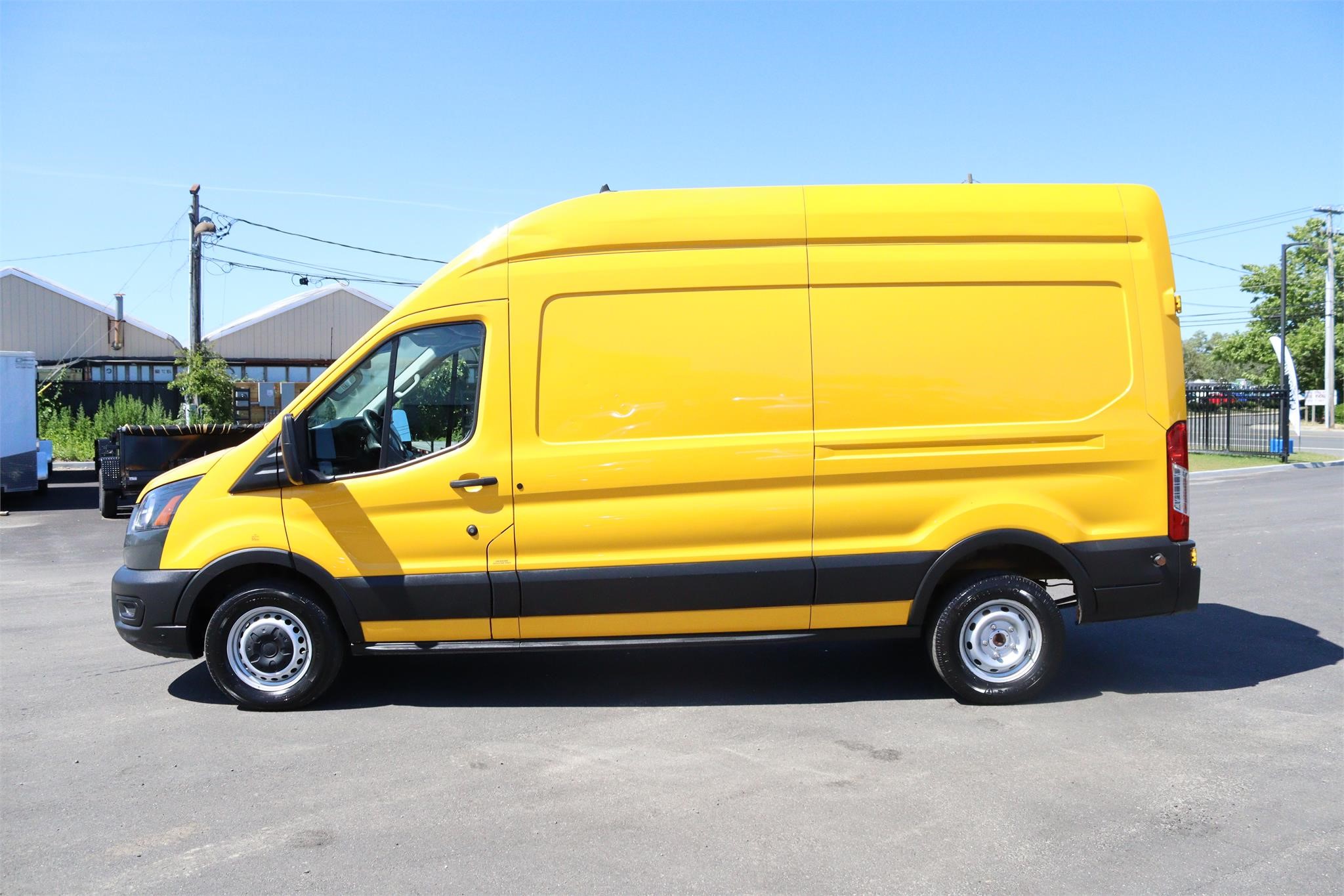 2020 FORD TRANSIT - image 2 of 6