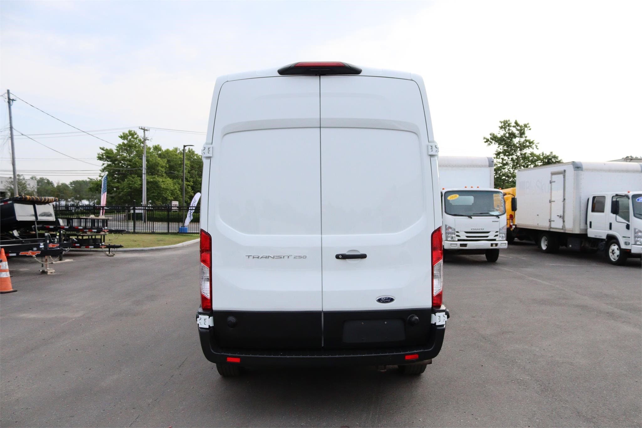 2020 FORD TRANSIT - image 4 of 6