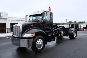 2007 PETERBILT 335 9018425797