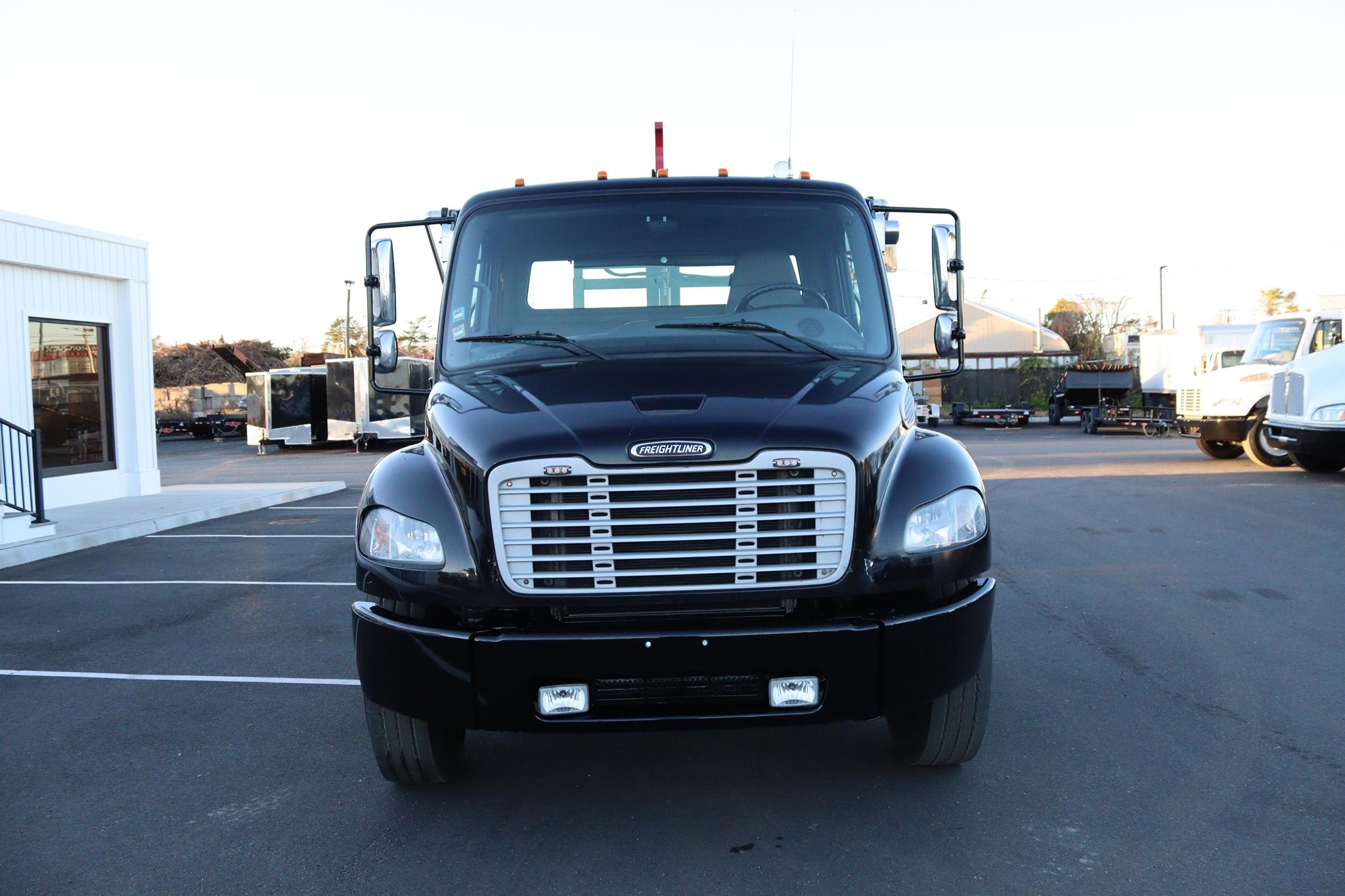 2017 FREIGHTLINER BUSINESS CLASS M2 106 - image 6 of 6