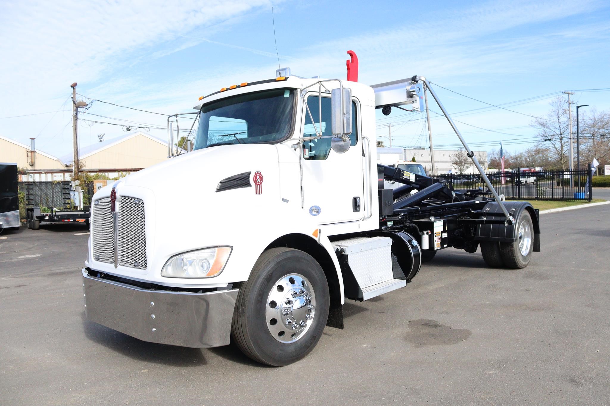 2018 KENWORTH T270 - image 1 of 6