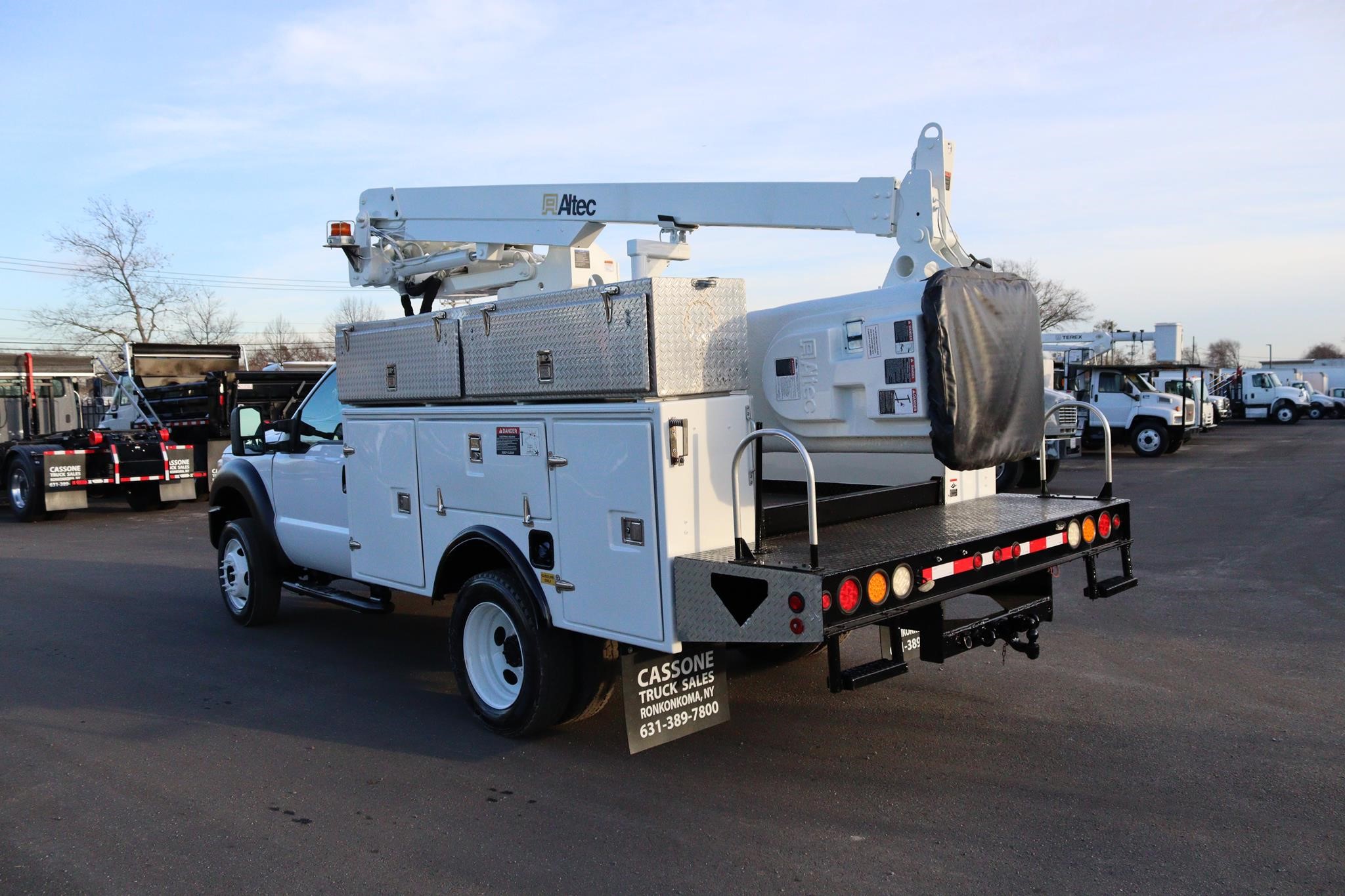 2015 ALTEC AT235 - image 3 of 6