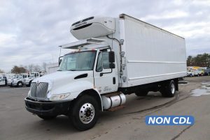 2018 INTERNATIONAL DURASTAR 4300 9044993832