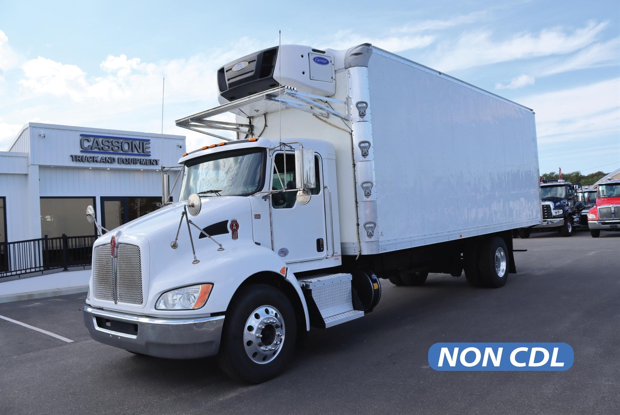 2019 KENWORTH T270 - image 1 of 6