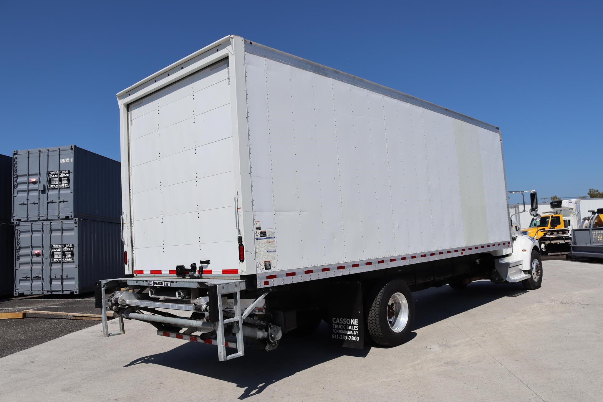 2019 PETERBILT 337 - image 4 of 6