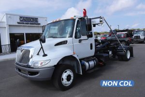 2018 INTERNATIONAL DURASTAR 4300 10010560882