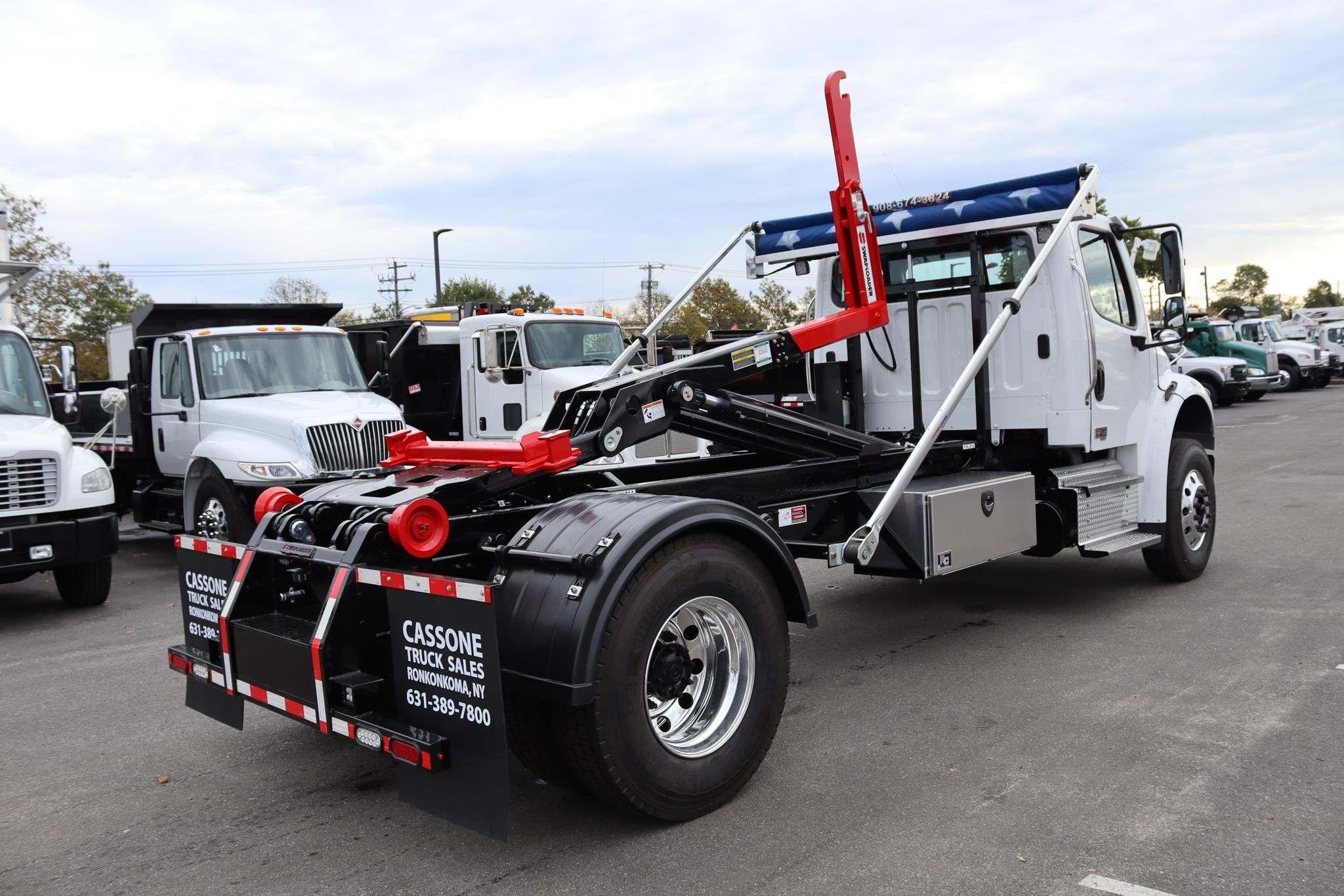 2026 FREIGHTLINER BUSINESS CLASS M2 106 PLUS - image 4 of 6