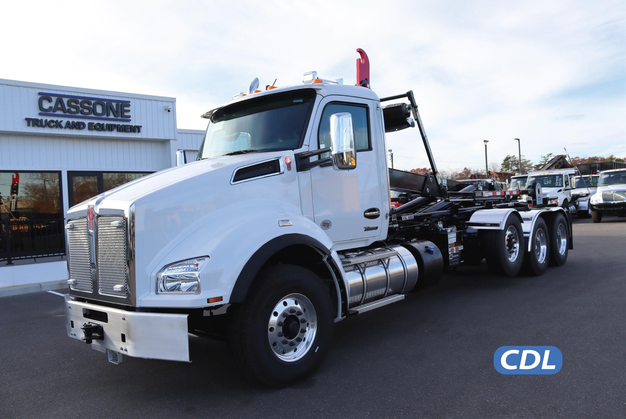 2026 KENWORTH T880 2026 KENWORTH T880 - image 1 of 6