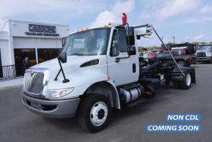 2017 INTERNATIONAL DURASTAR 4300 10022109158