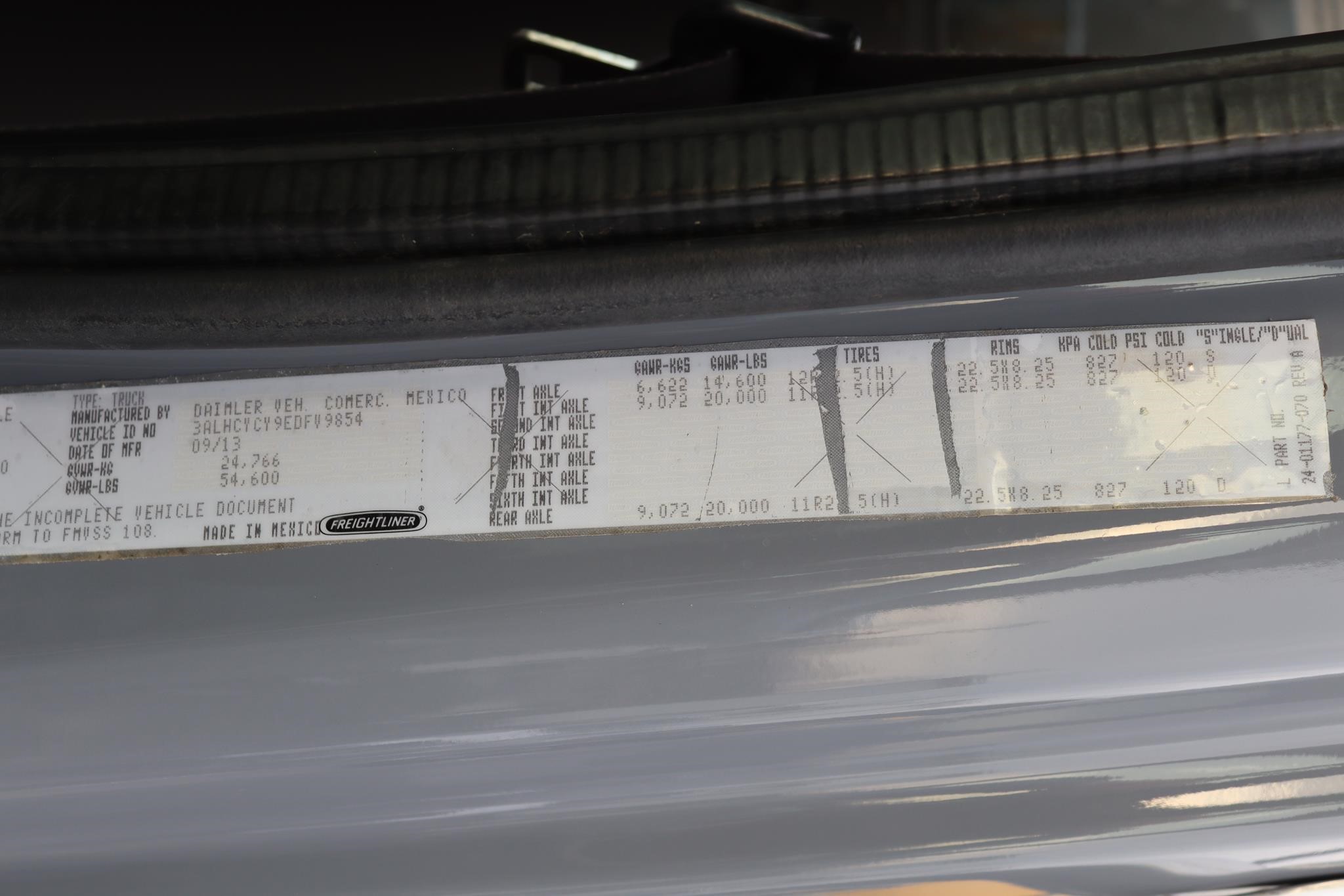 2014 FREIGHTLINER BUSINESS CLASS M2 106 10023824823 2014 FREIGHTLINER BUSINESS CLASS M2 106 10023824823