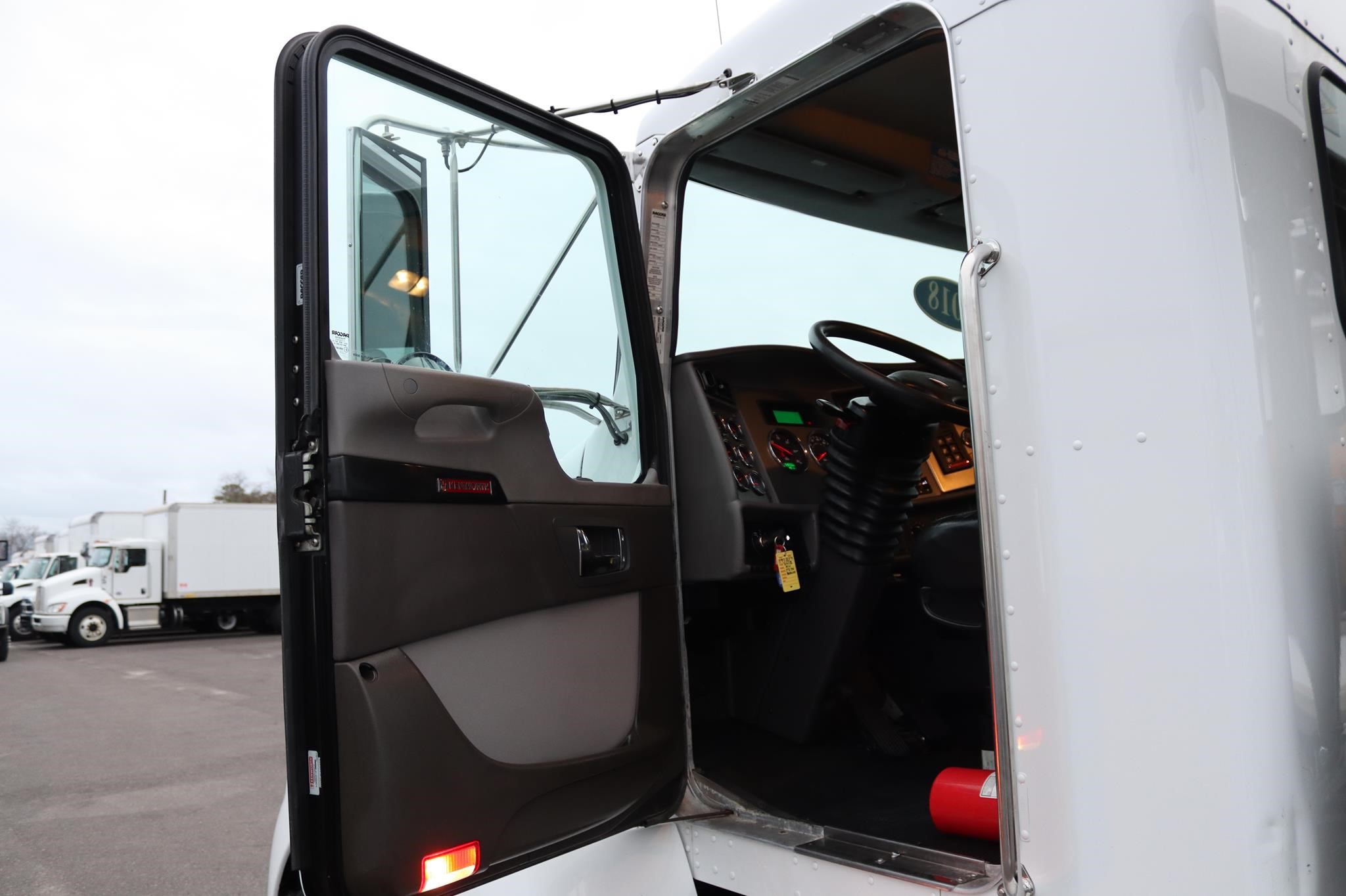 2018 KENWORTH T270 10024223613 2018 KENWORTH T270 10024223613