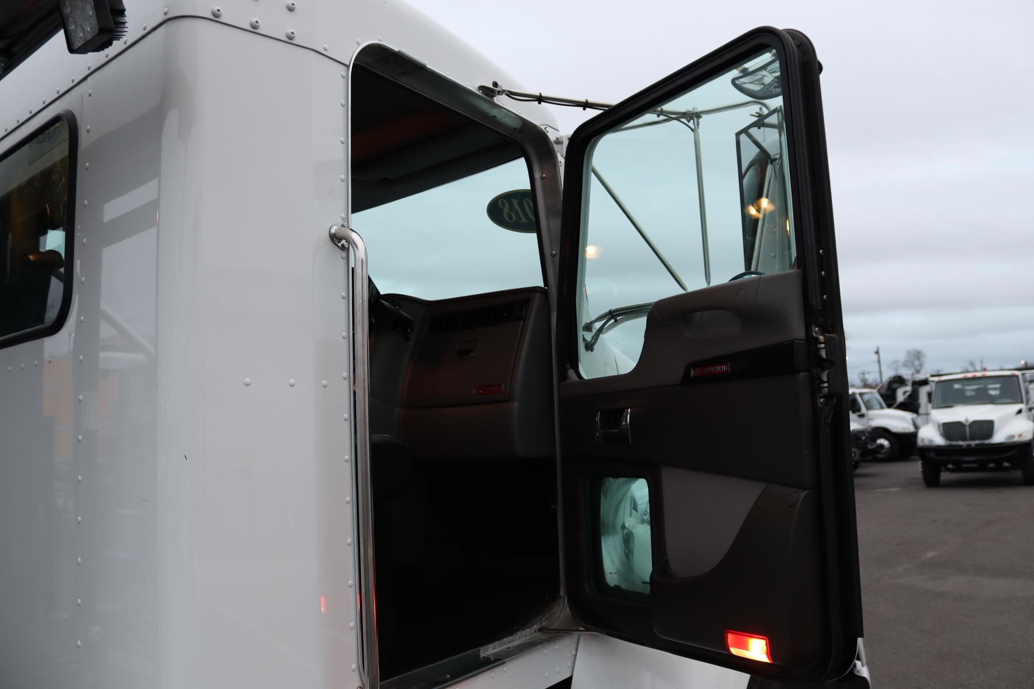 2018 KENWORTH T270 10024223884 2018 KENWORTH T270 10024223884