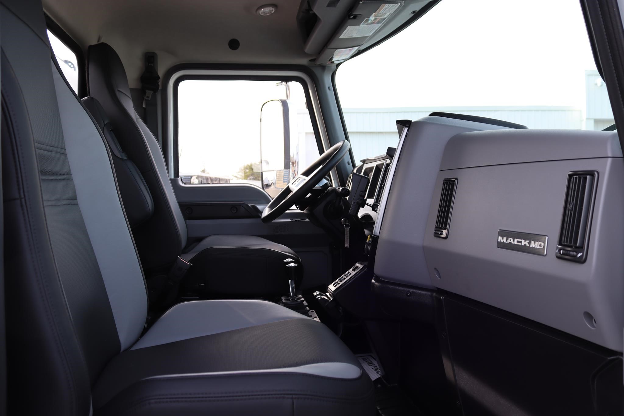 2026 MACK MD6 10024994782 2026 MACK MD6 10024994782
