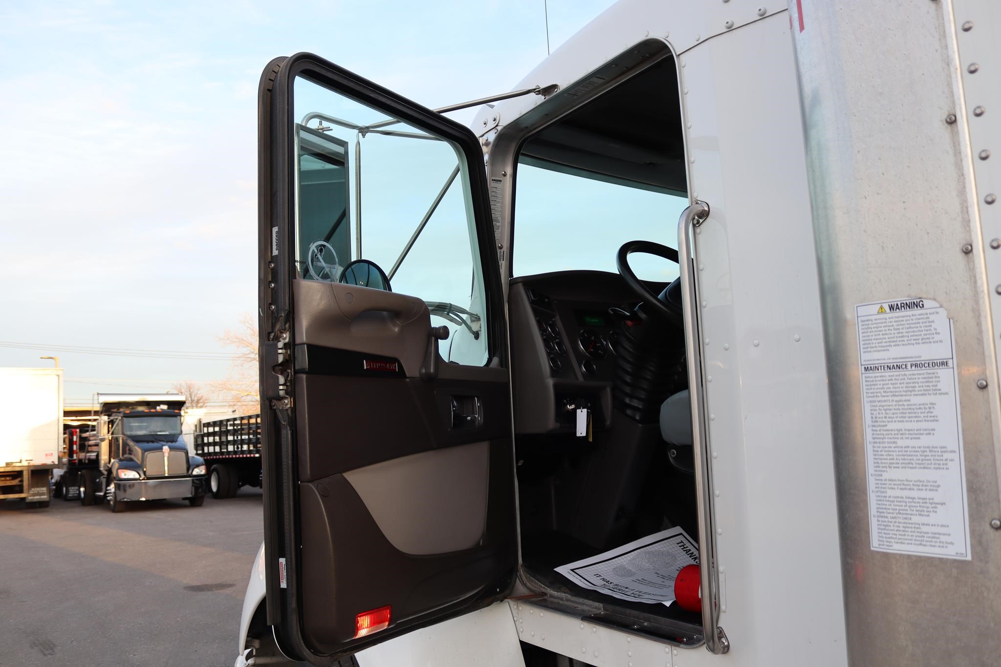 2021 KENWORTH T270 10025001902 2021 KENWORTH T270 10025001902