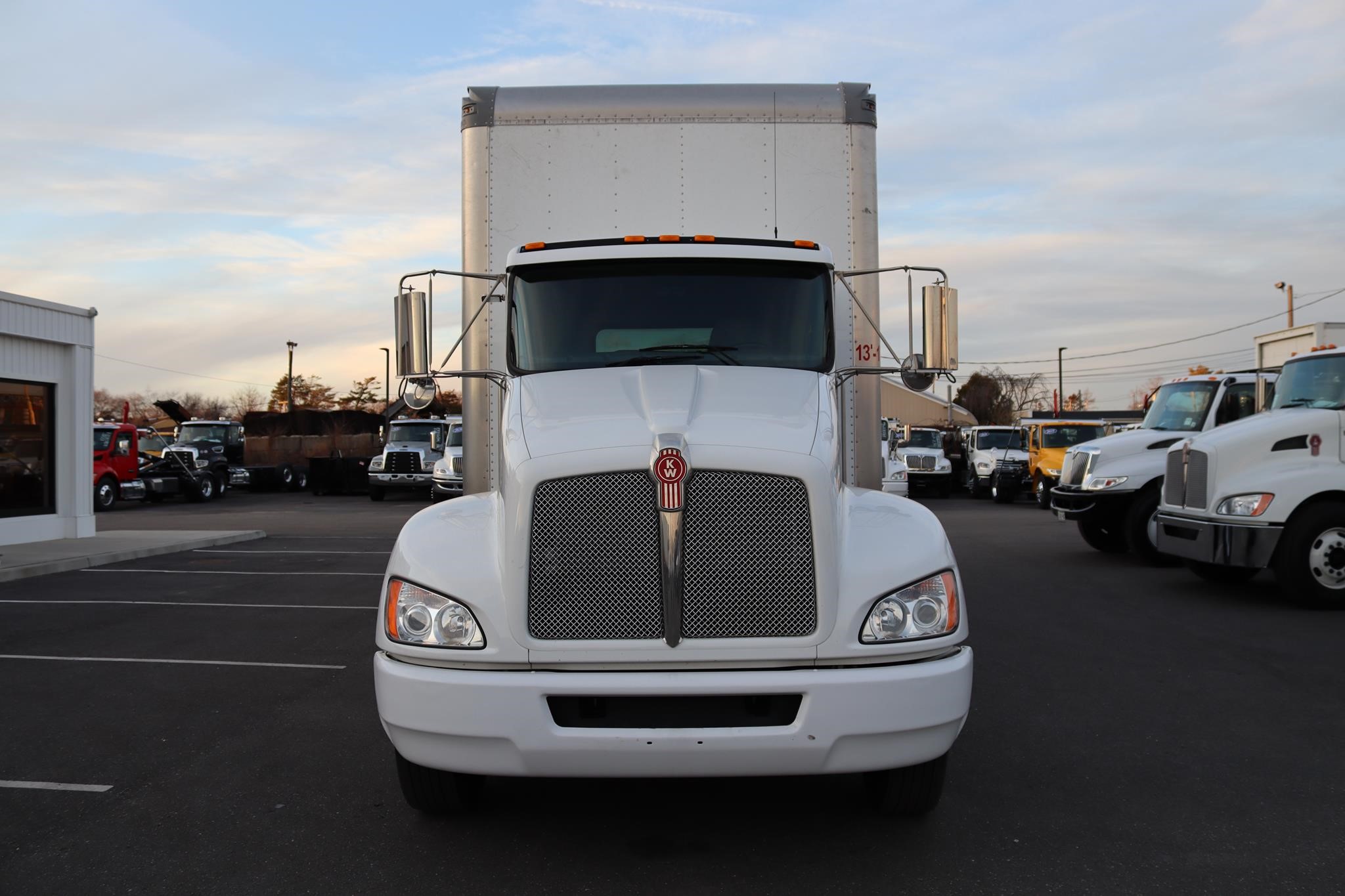 2021 KENWORTH T270 10025002503 2021 KENWORTH T270 10025002503