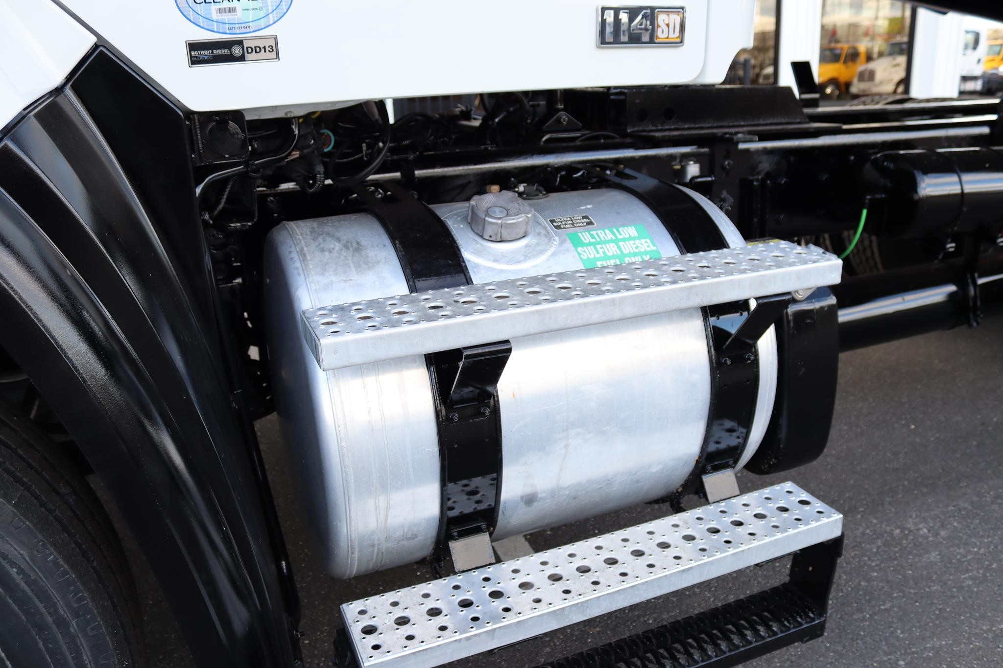 2015 FREIGHTLINER 114SD 10025306655 2015 FREIGHTLINER 114SD 10025306655