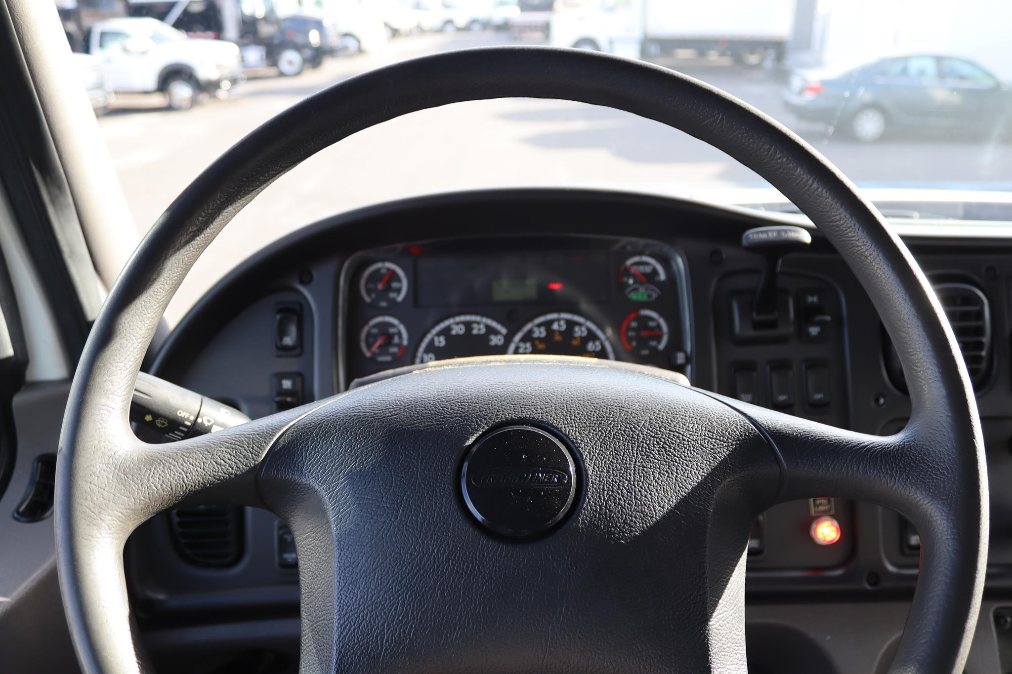 2015 FREIGHTLINER 114SD 10025306855 2015 FREIGHTLINER 114SD 10025306855