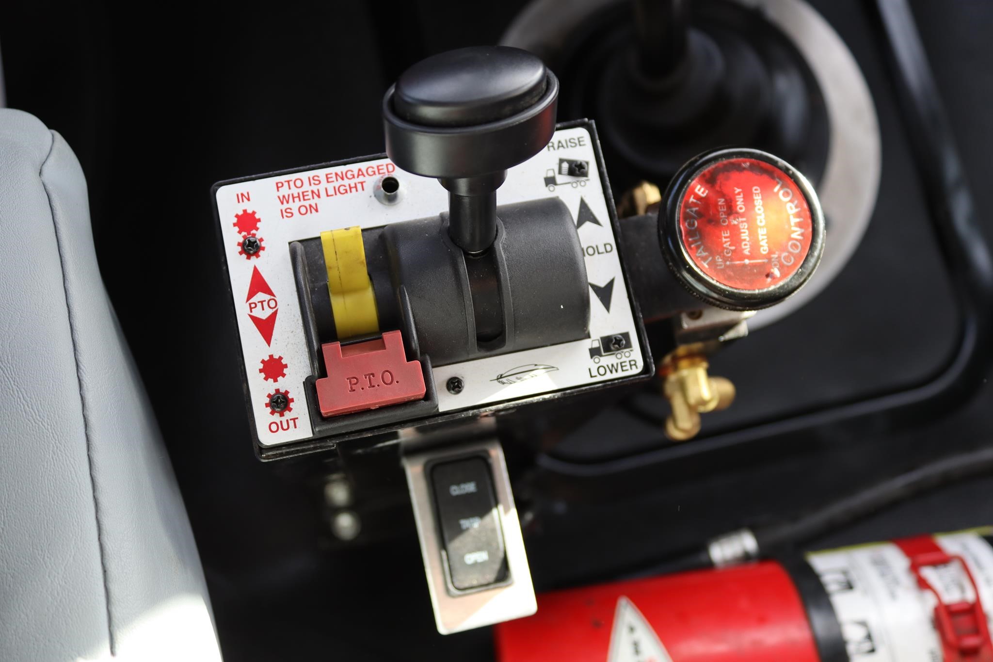 2015 FREIGHTLINER 114SD 10025307097 2015 FREIGHTLINER 114SD 10025307097