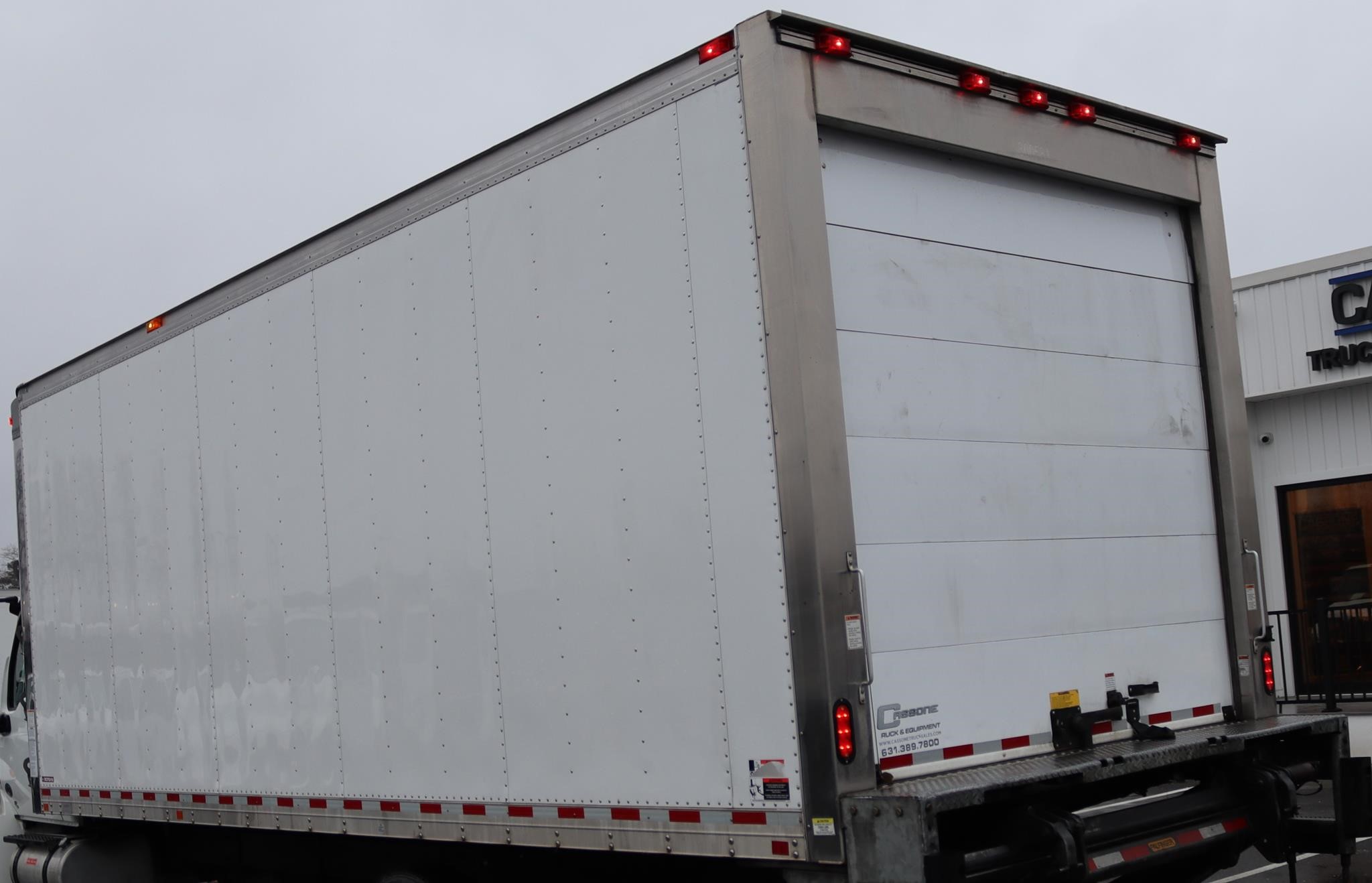 2020 MORGAN 22 FT - image 2 of 6