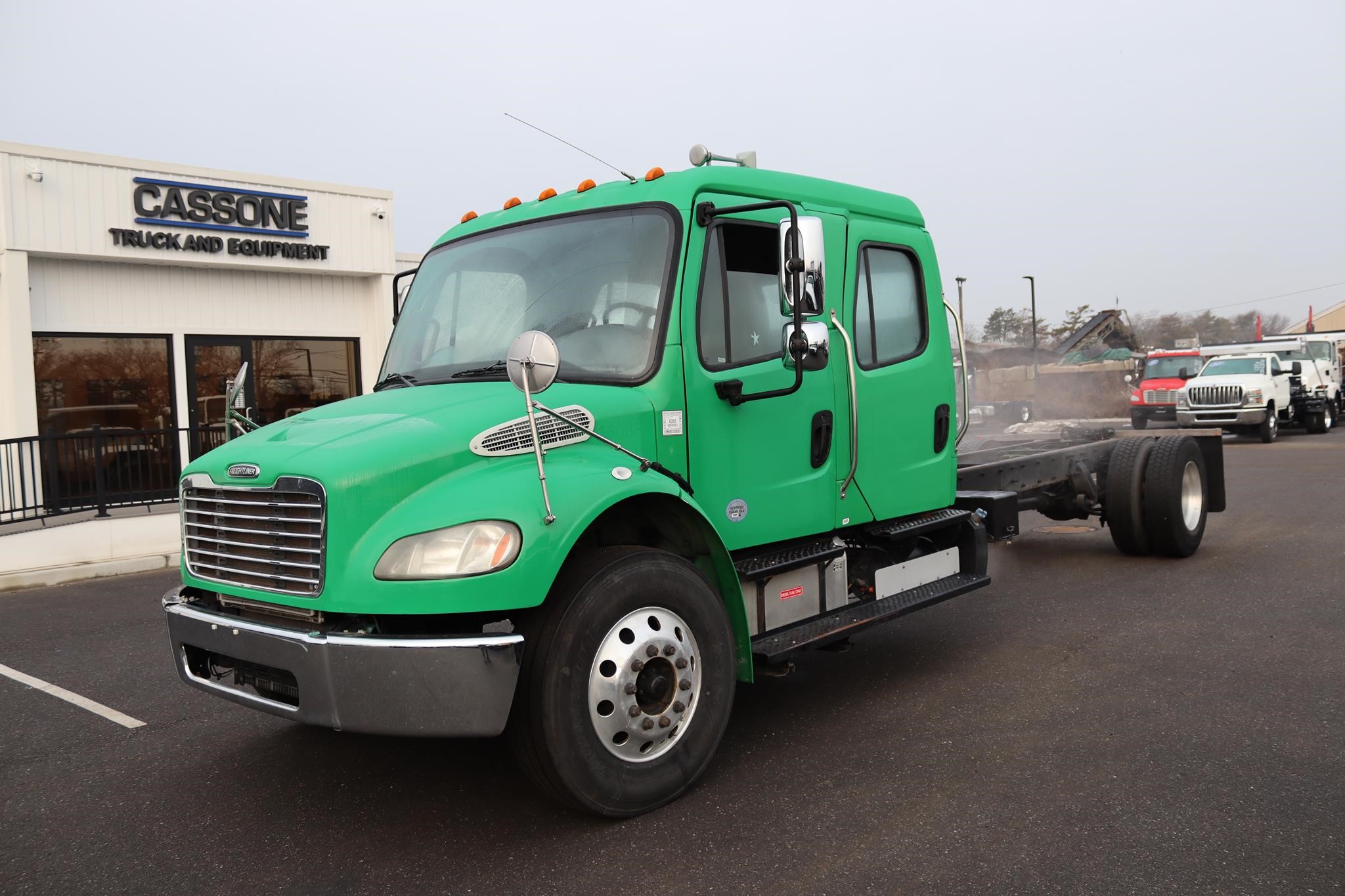 2017 FREIGHTLINER BUSINESS CLASS M2 106 2017 FREIGHTLINER BUSINESS CLASS M2 106 - image 1 of 6