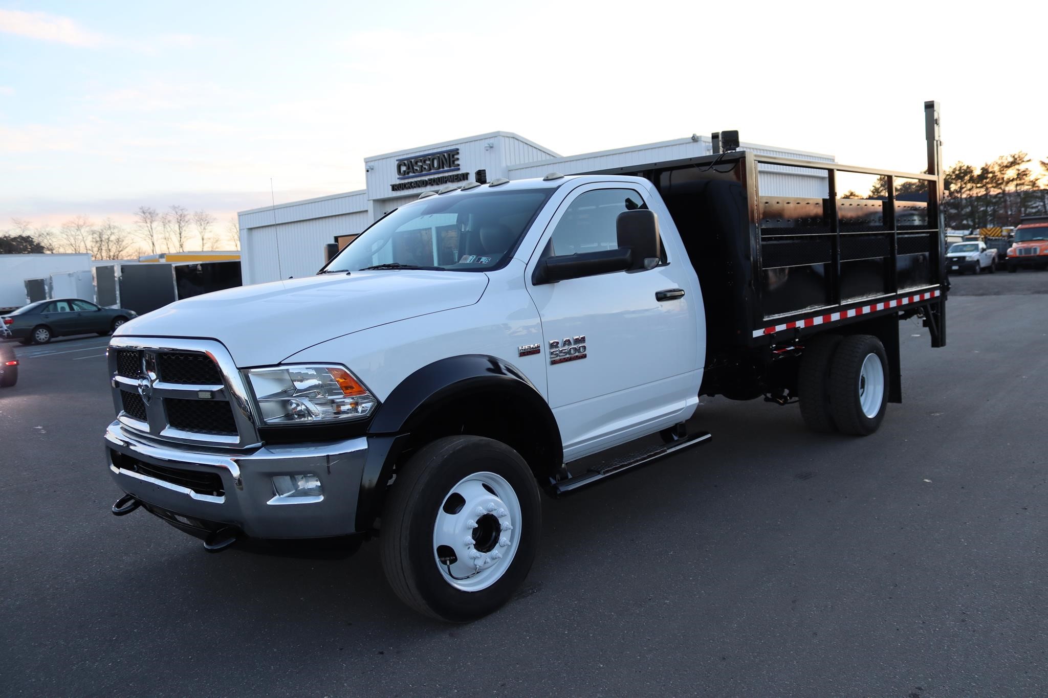 2017 RAM 5500 HD 2017 RAM 5500 HD - image 1 of 6