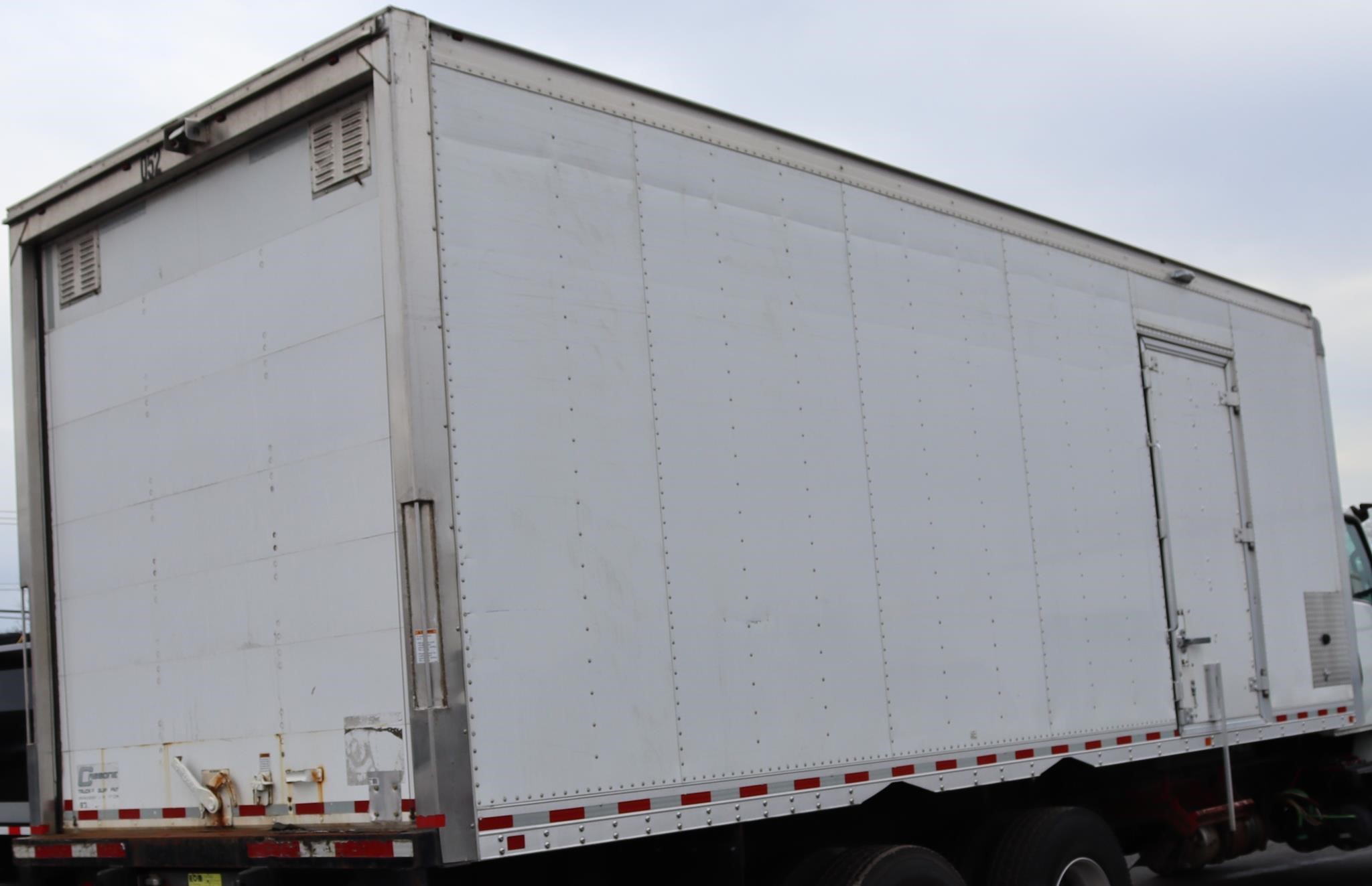 2020 MORGAN 24 FT 2020 MORGAN 24 FT - image 3 of 6