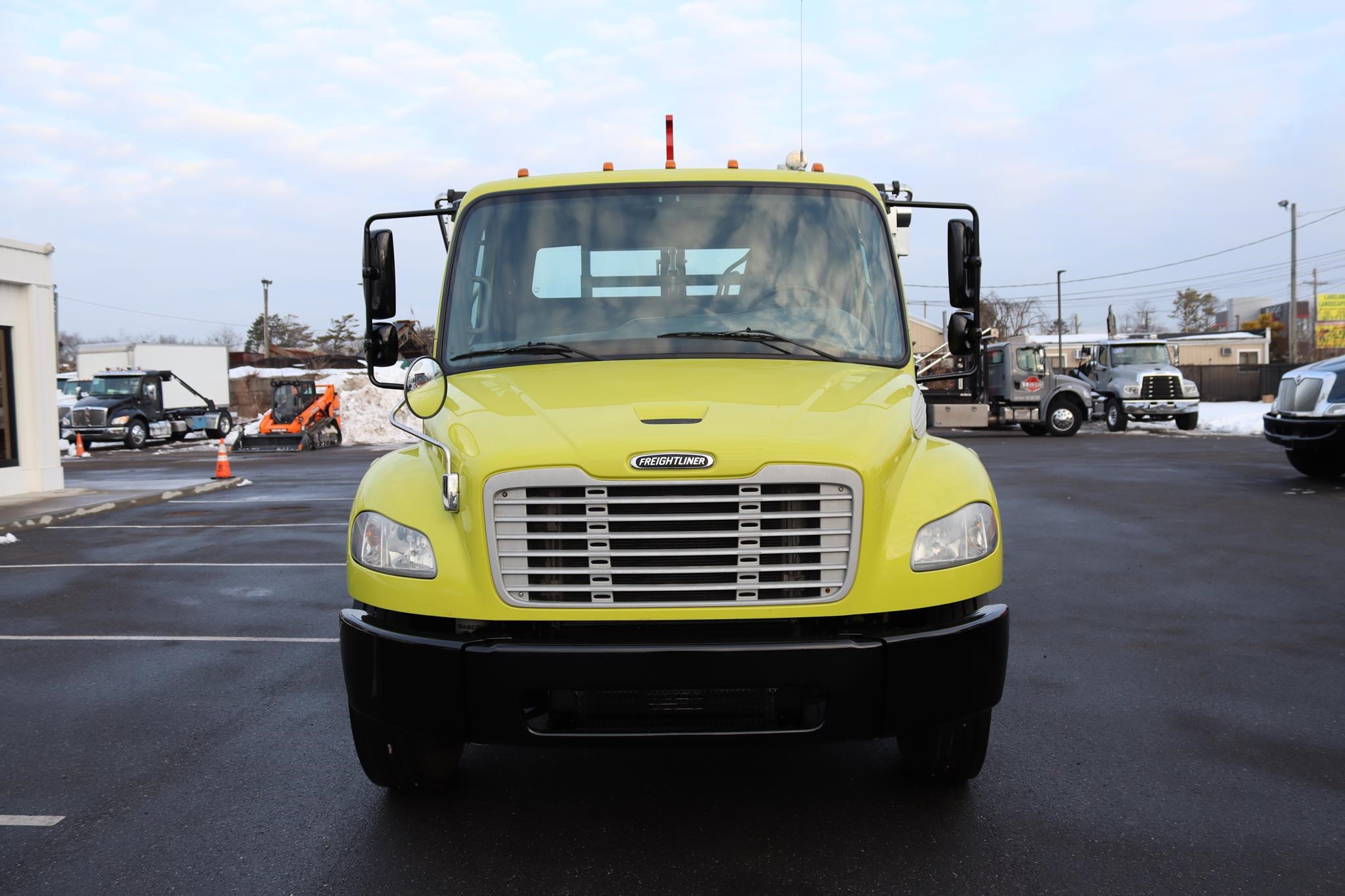 2016 FREIGHTLINER BUSINESS CLASS M2 106 2016 FREIGHTLINER BUSINESS CLASS M2 106 - image 6 of 6