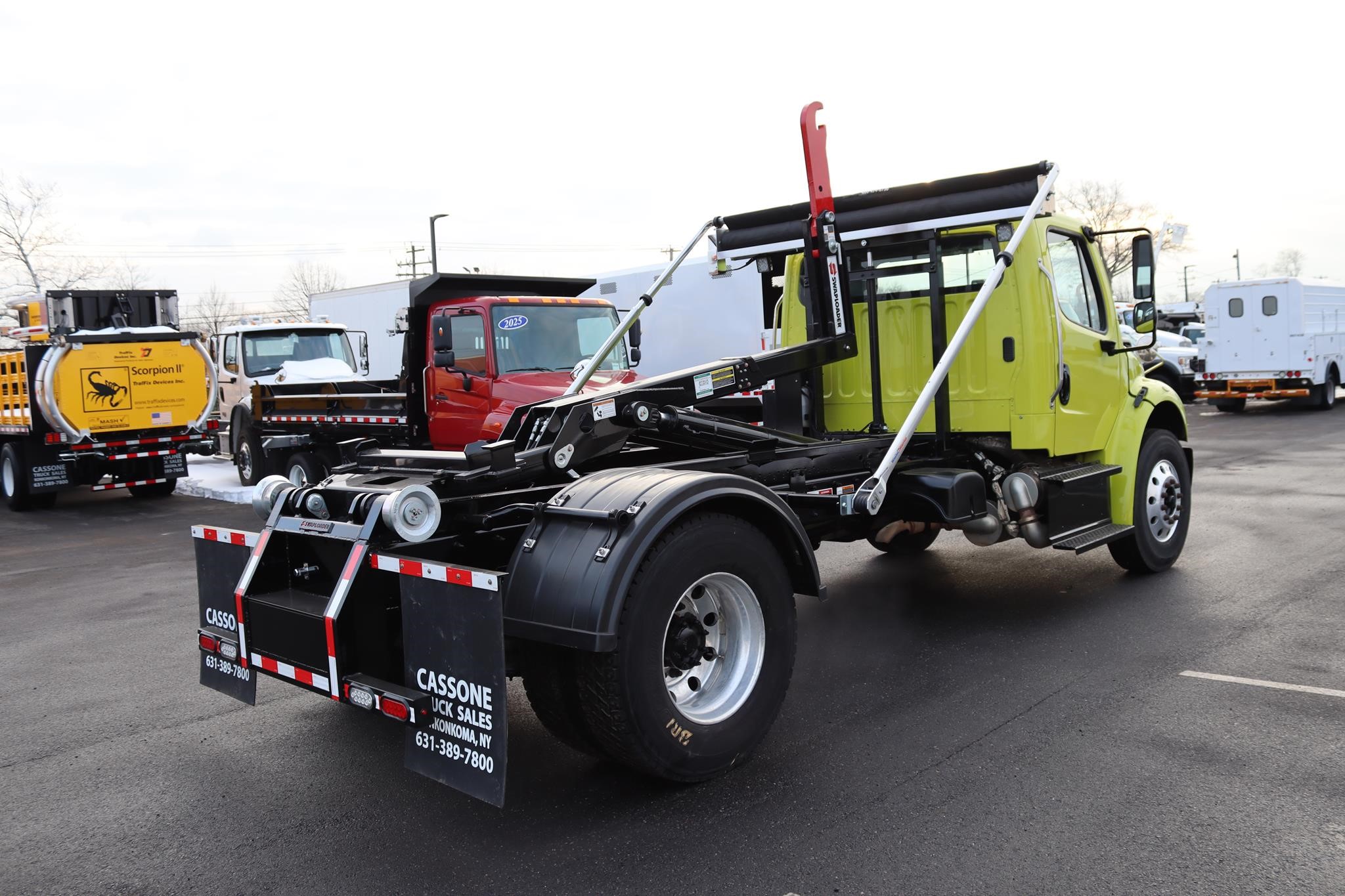 2016 FREIGHTLINER BUSINESS CLASS M2 106 2016 FREIGHTLINER BUSINESS CLASS M2 106 - image 4 of 6