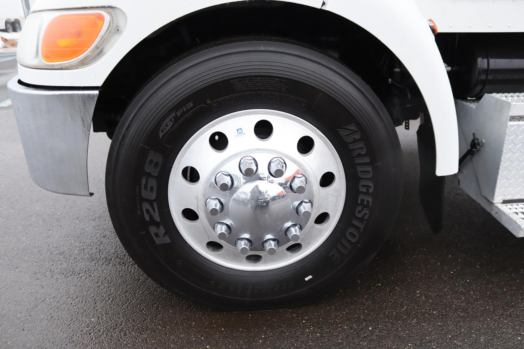 2019 PETERBILT 337 11005735617 2019 PETERBILT 337 11005735617