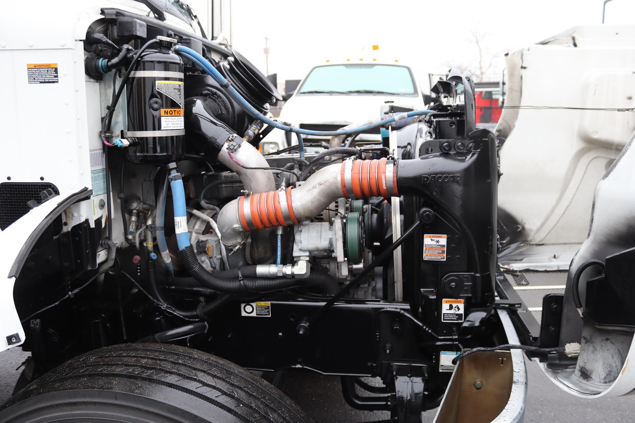 2019 PETERBILT 337 11005735715 2019 PETERBILT 337 11005735715