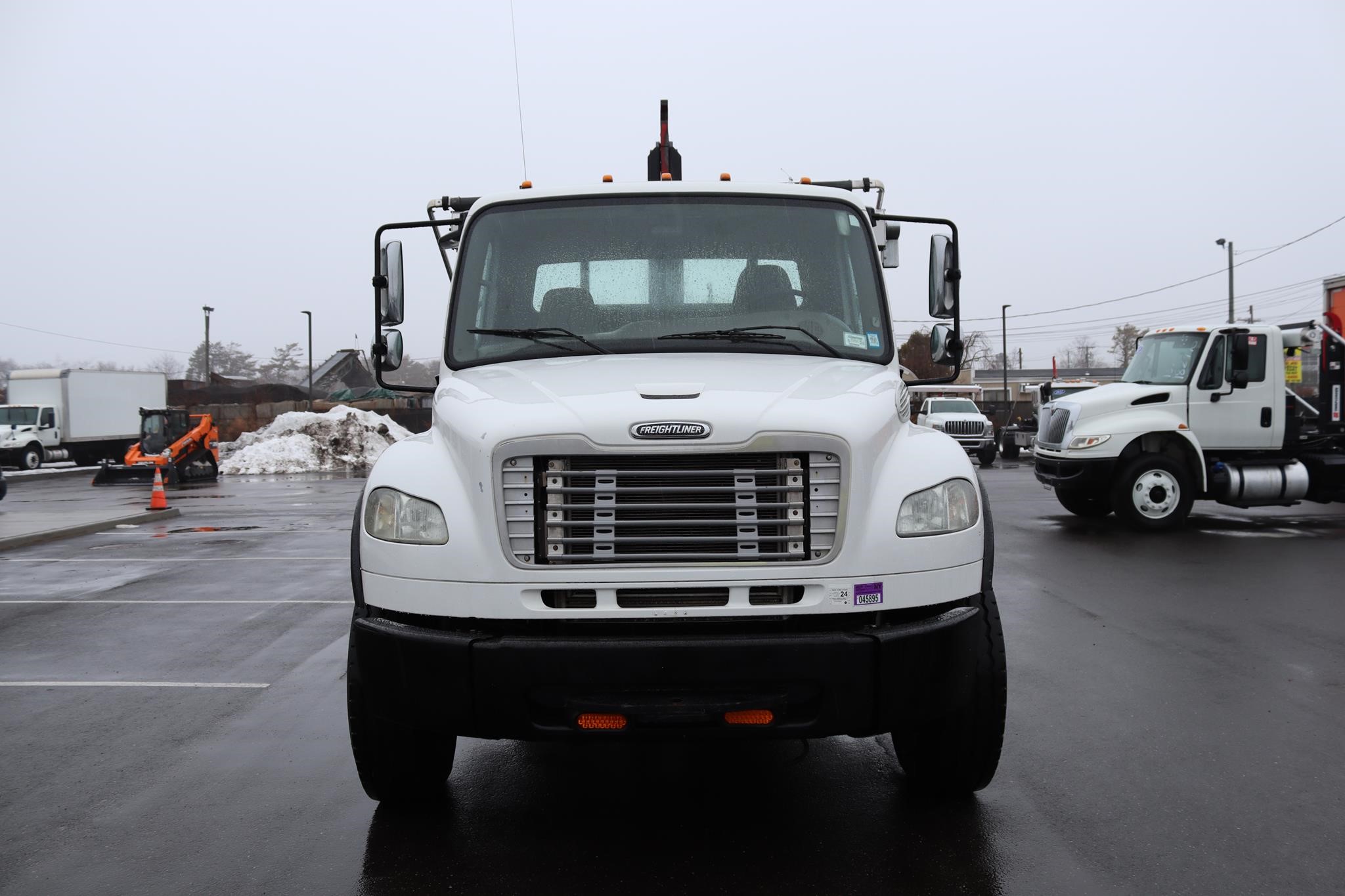2008 FREIGHTLINER BUSINESS CLASS M2 106 2008 FREIGHTLINER BUSINESS CLASS M2 106 - image 6 of 6