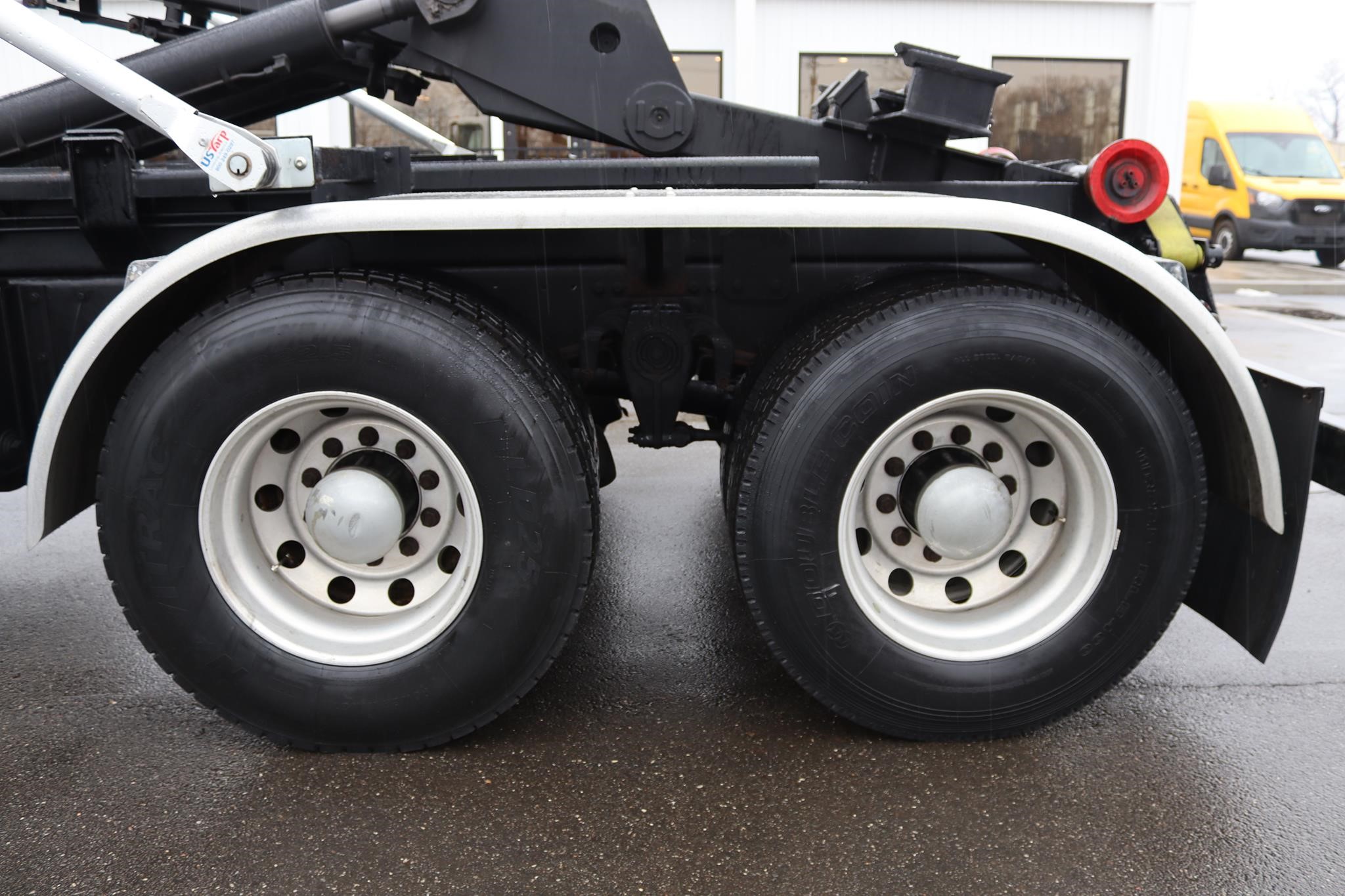 2008 FREIGHTLINER BUSINESS CLASS M2 106 11005755560 2008 FREIGHTLINER BUSINESS CLASS M2 106 11005755560