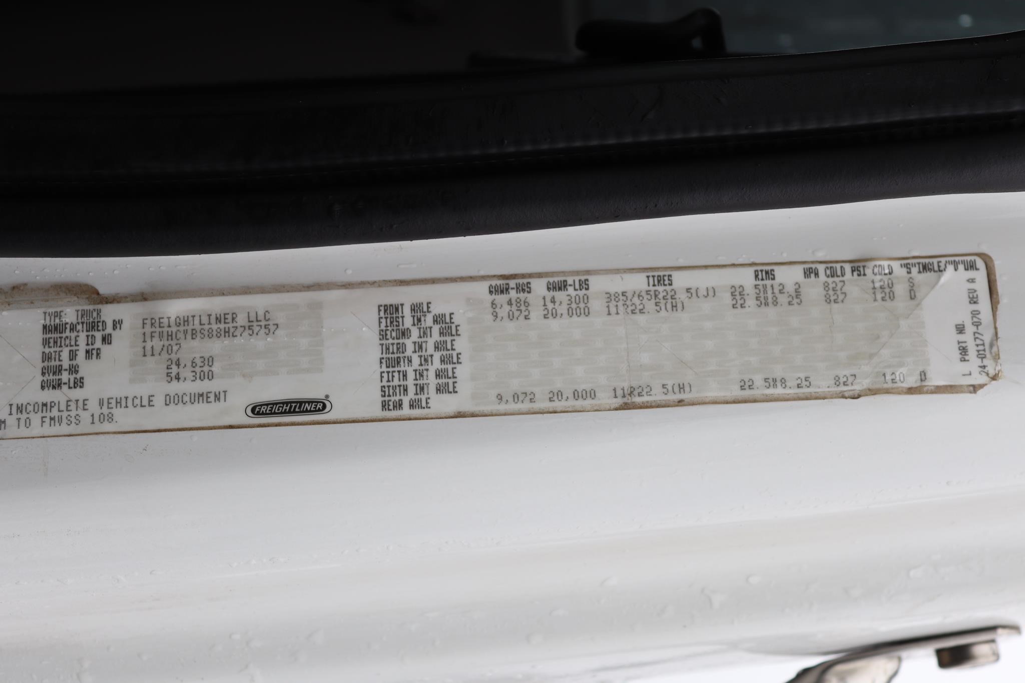 2008 FREIGHTLINER BUSINESS CLASS M2 106 11005755679 2008 FREIGHTLINER BUSINESS CLASS M2 106 11005755679