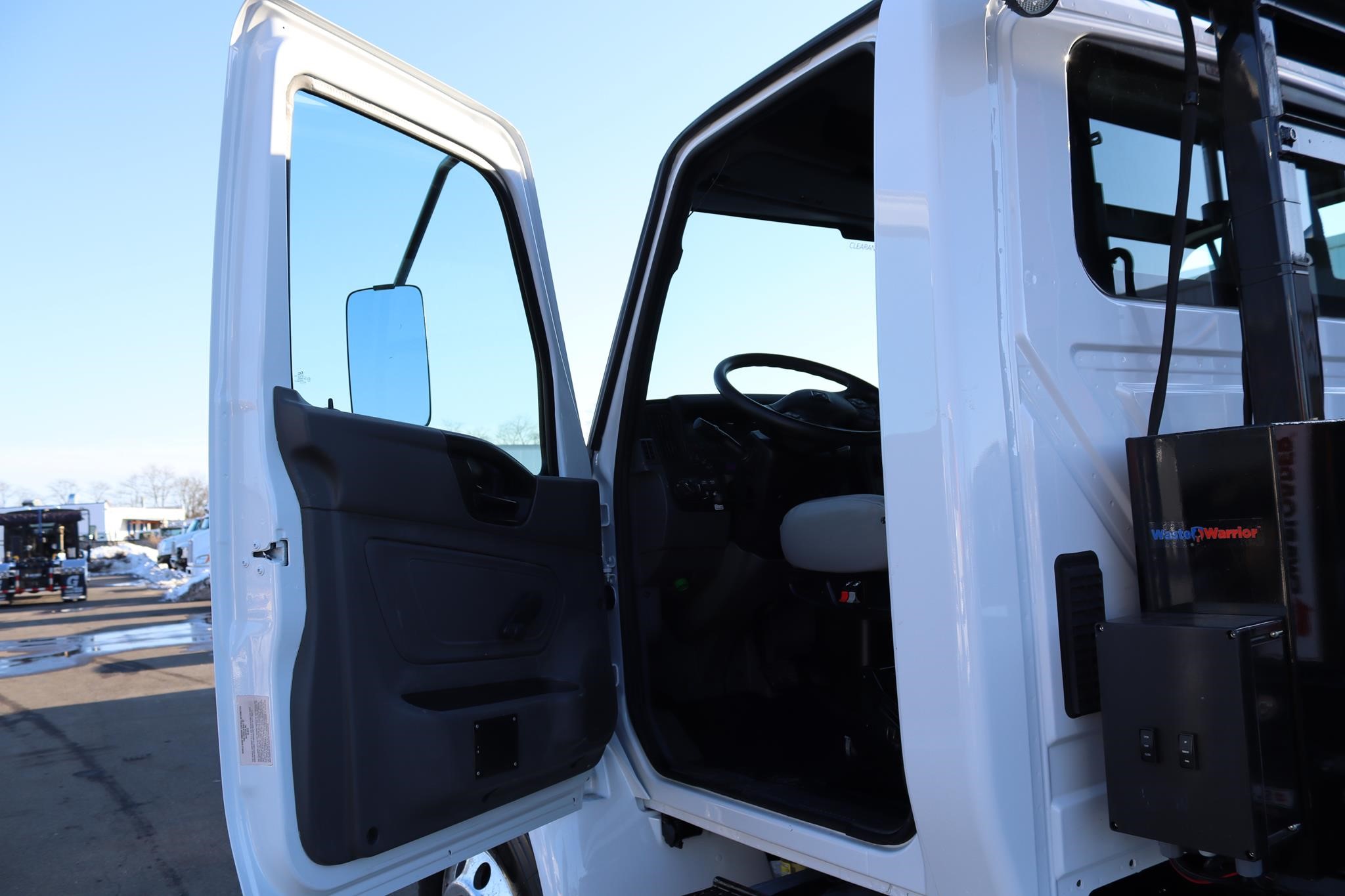 2020 INTERNATIONAL MV 11007667606 2020 INTERNATIONAL MV 11007667606