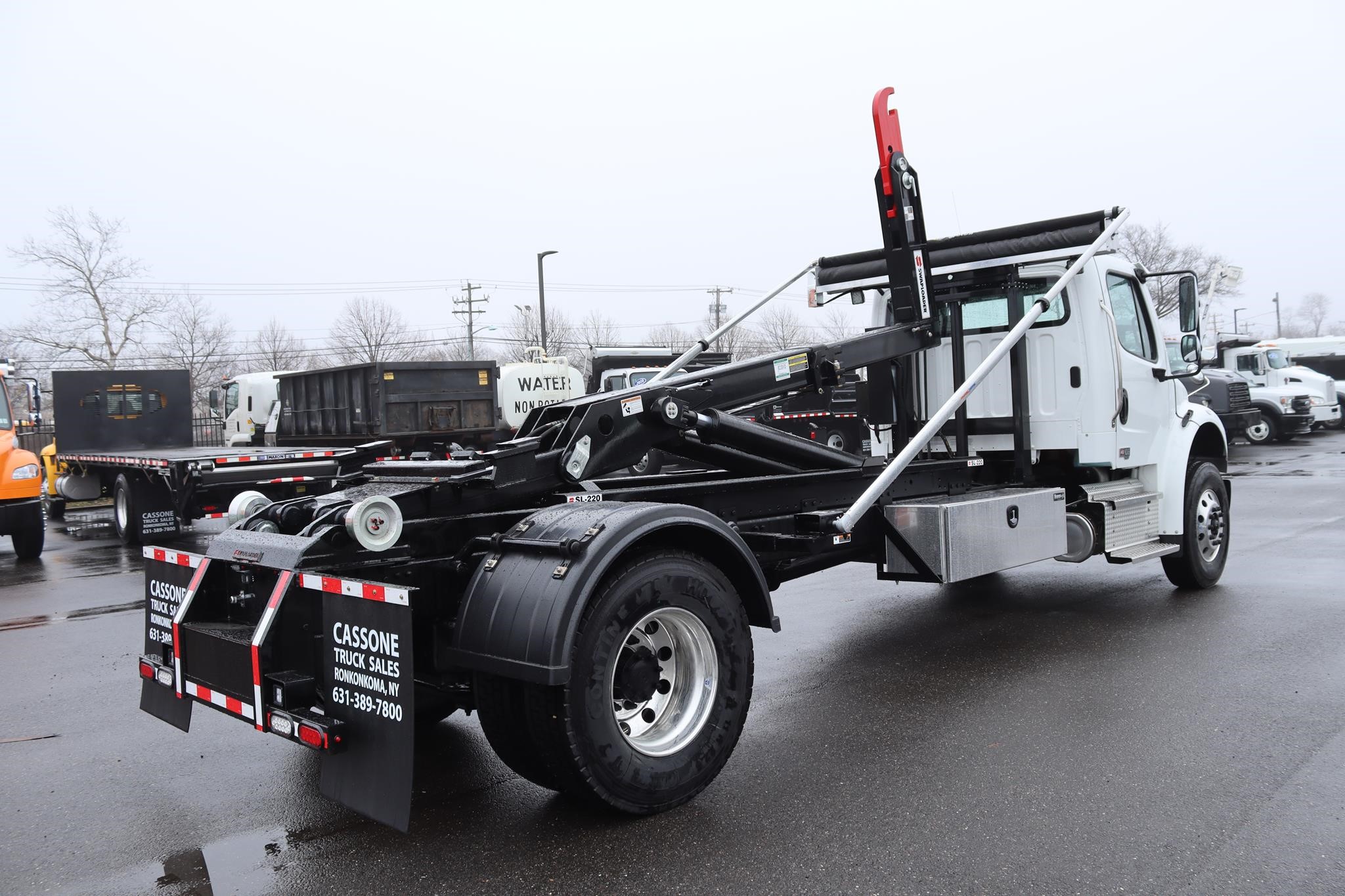 2026 FREIGHTLINER BUSINESS CLASS M2 106 2026 FREIGHTLINER BUSINESS CLASS M2 106 - image 4 of 6