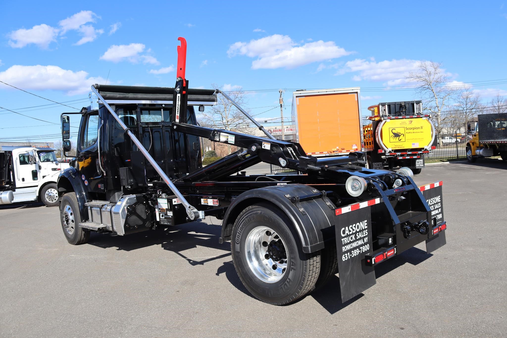 2026 FREIGHTLINER BUSINESS CLASS M2 106 2026 FREIGHTLINER BUSINESS CLASS M2 106 - image 2 of 6