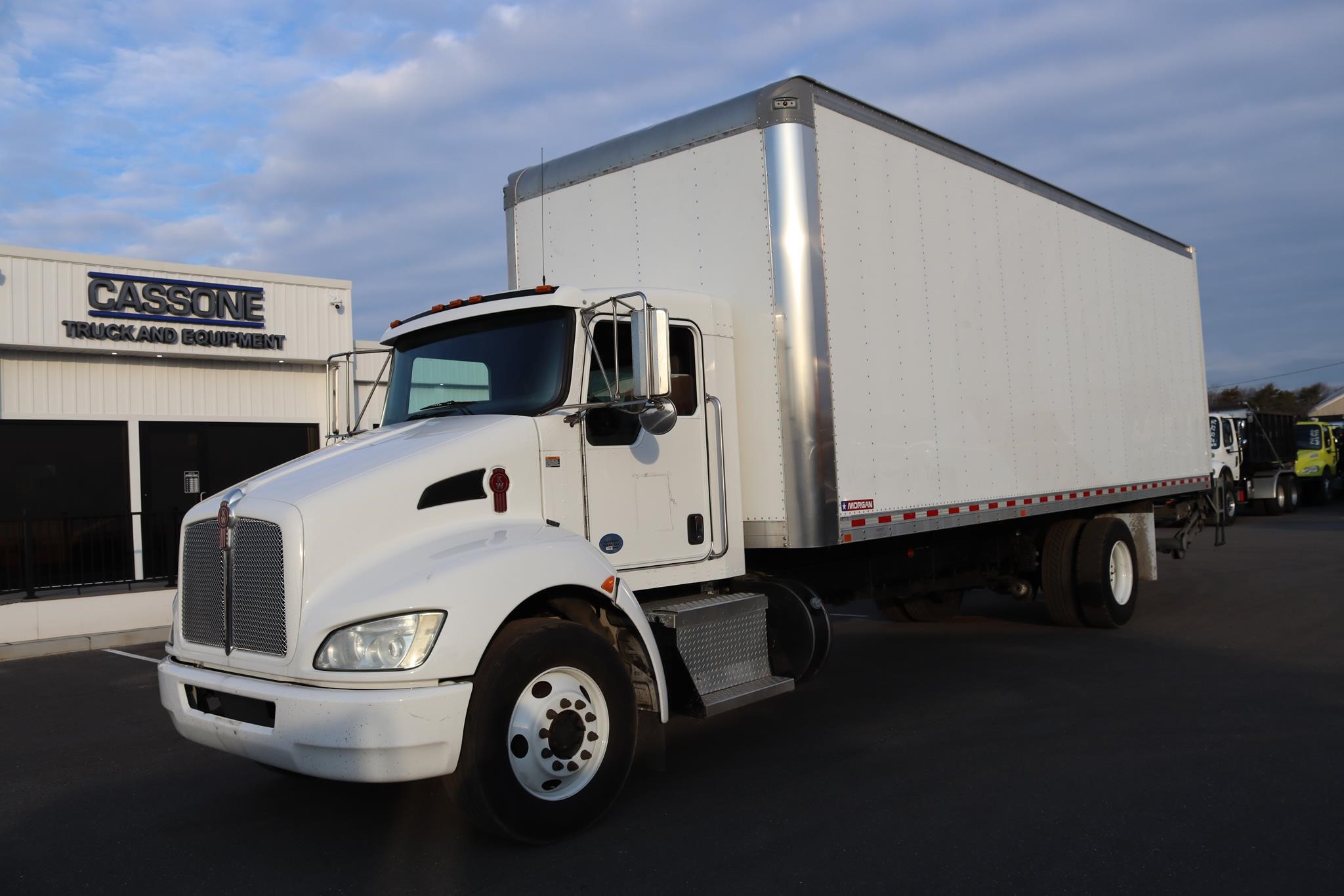 2022 KENWORTH T270 11011517754 2022 KENWORTH T270 11011517754