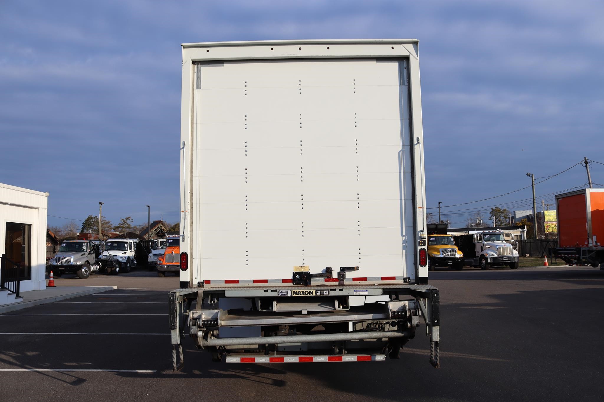 2022 KENWORTH T270 11011518473 2022 KENWORTH T270 11011518473