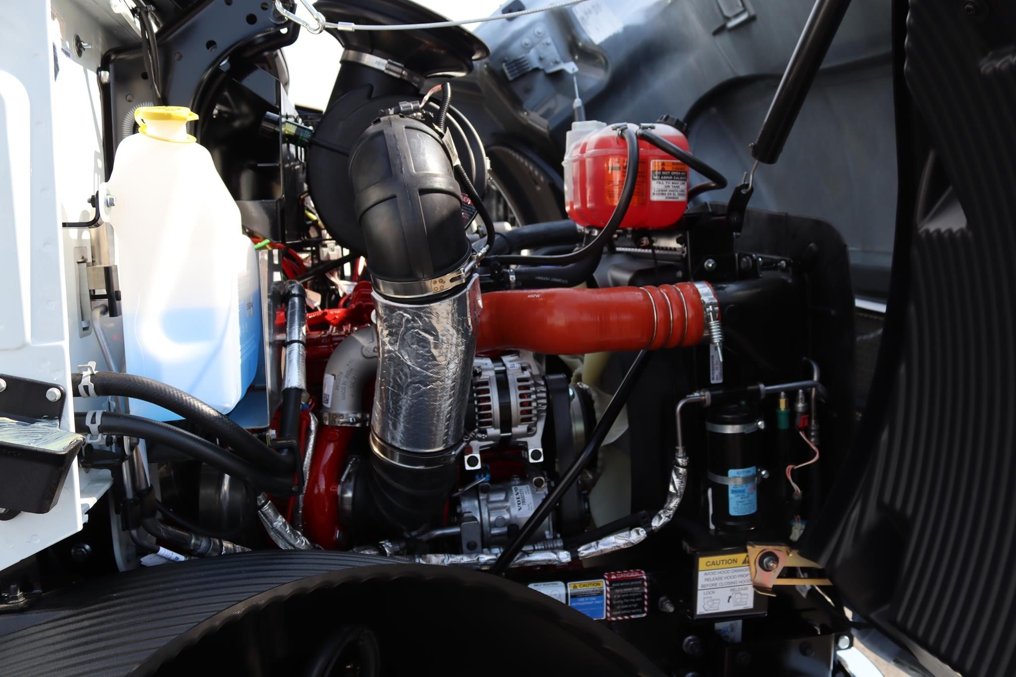 2027 MACK MD6 11013293573 2027 MACK MD6 11013293573