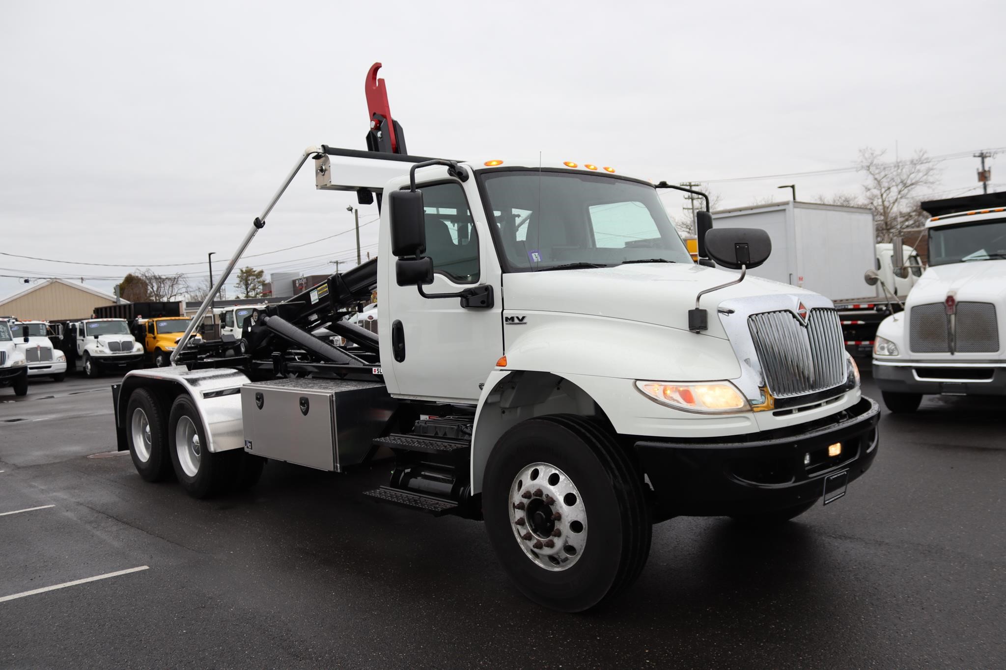 2020 INTERNATIONAL MV 2020 INTERNATIONAL MV - image 5 of 6