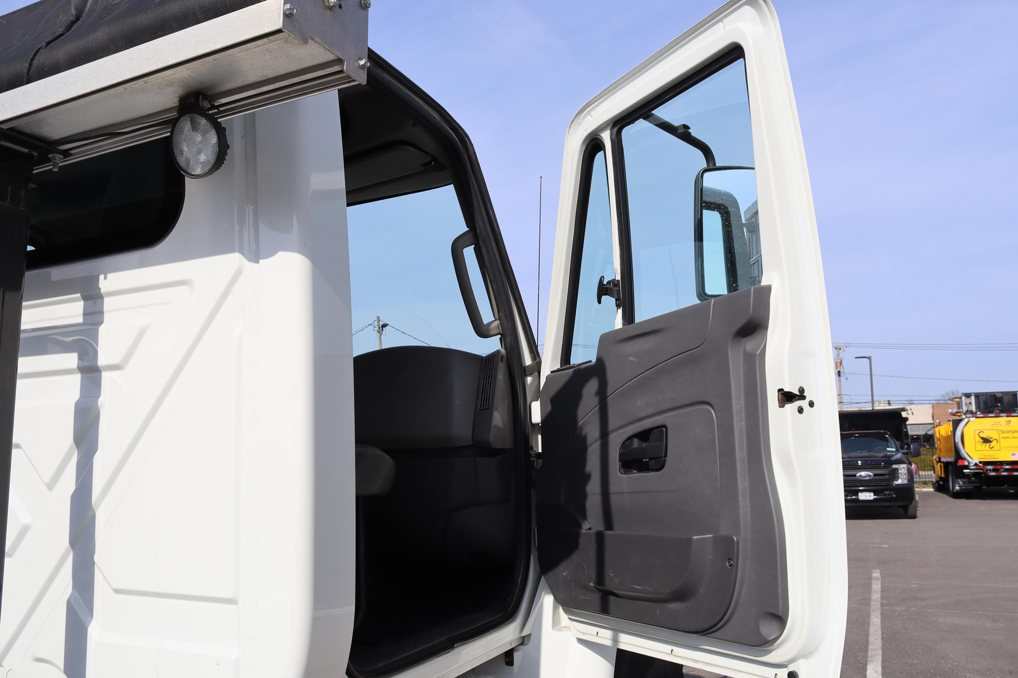 2018 INTERNATIONAL DURASTAR 4400 11014354206 2018 INTERNATIONAL DURASTAR 4400 11014354206