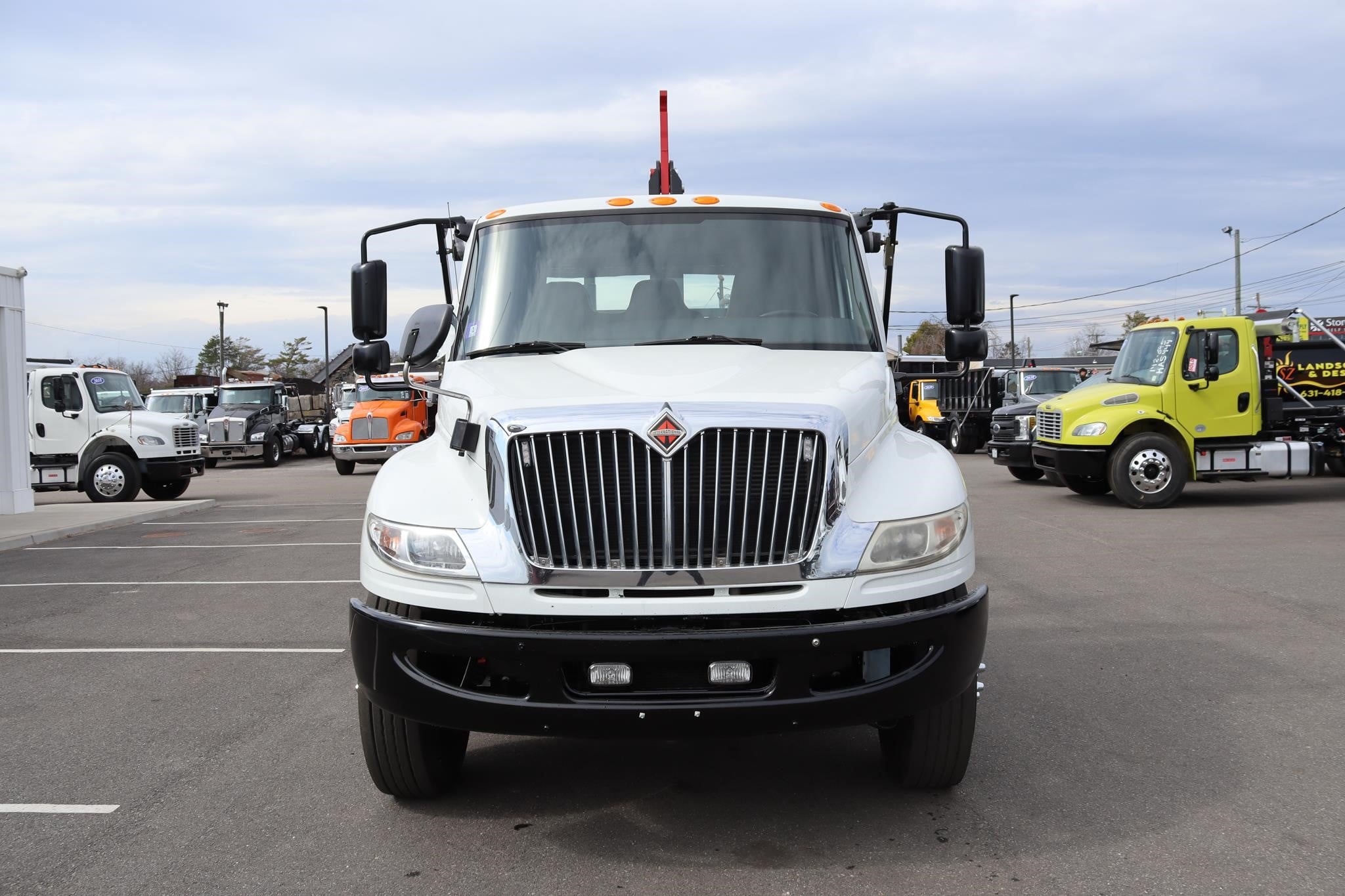 2020 INTERNATIONAL MV 2020 INTERNATIONAL MV - image 6 of 6