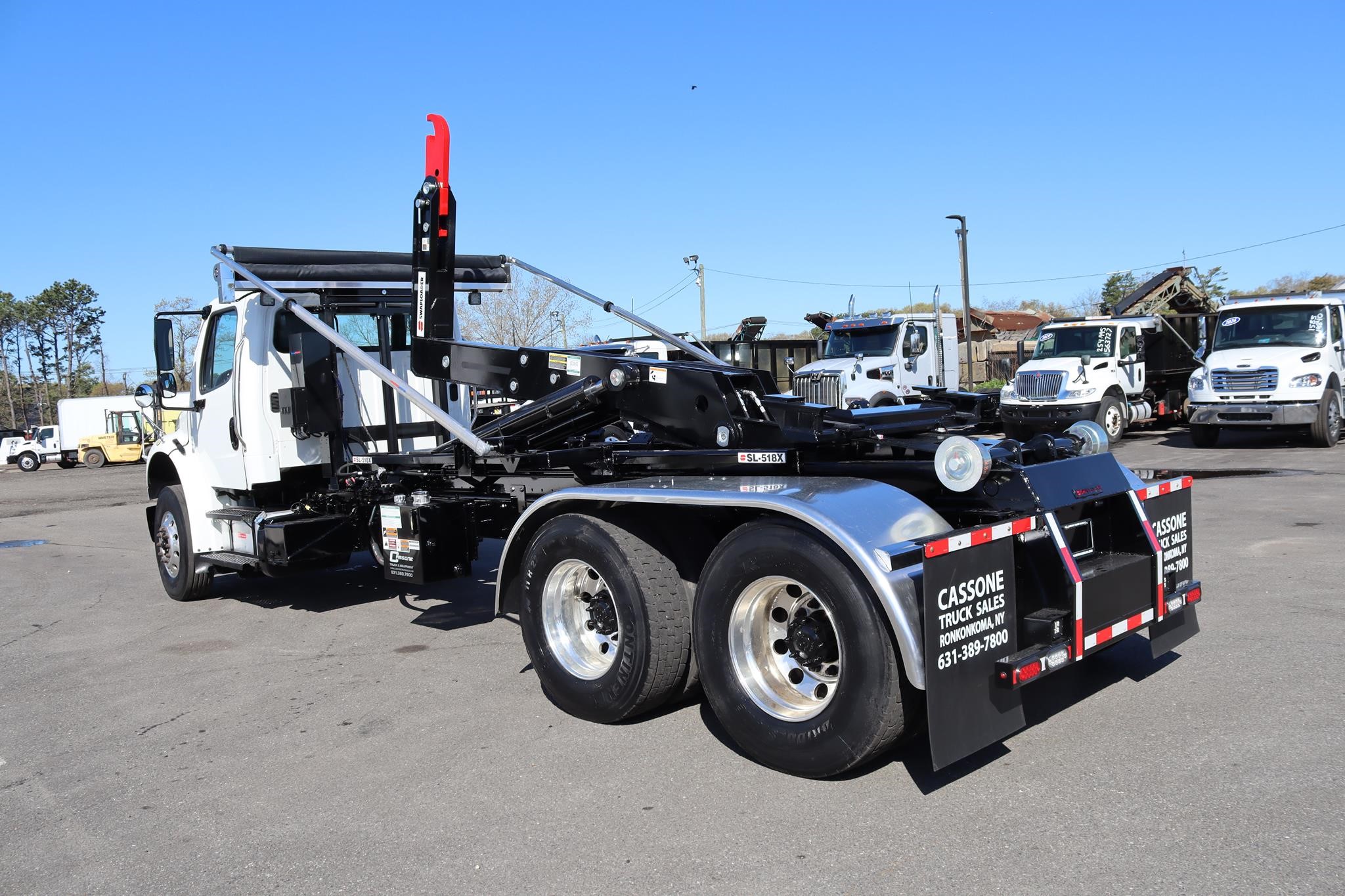 2018 FREIGHTLINER BUSINESS CLASS M2 106 2018 FREIGHTLINER BUSINESS CLASS M2 106 - image 2 of 6