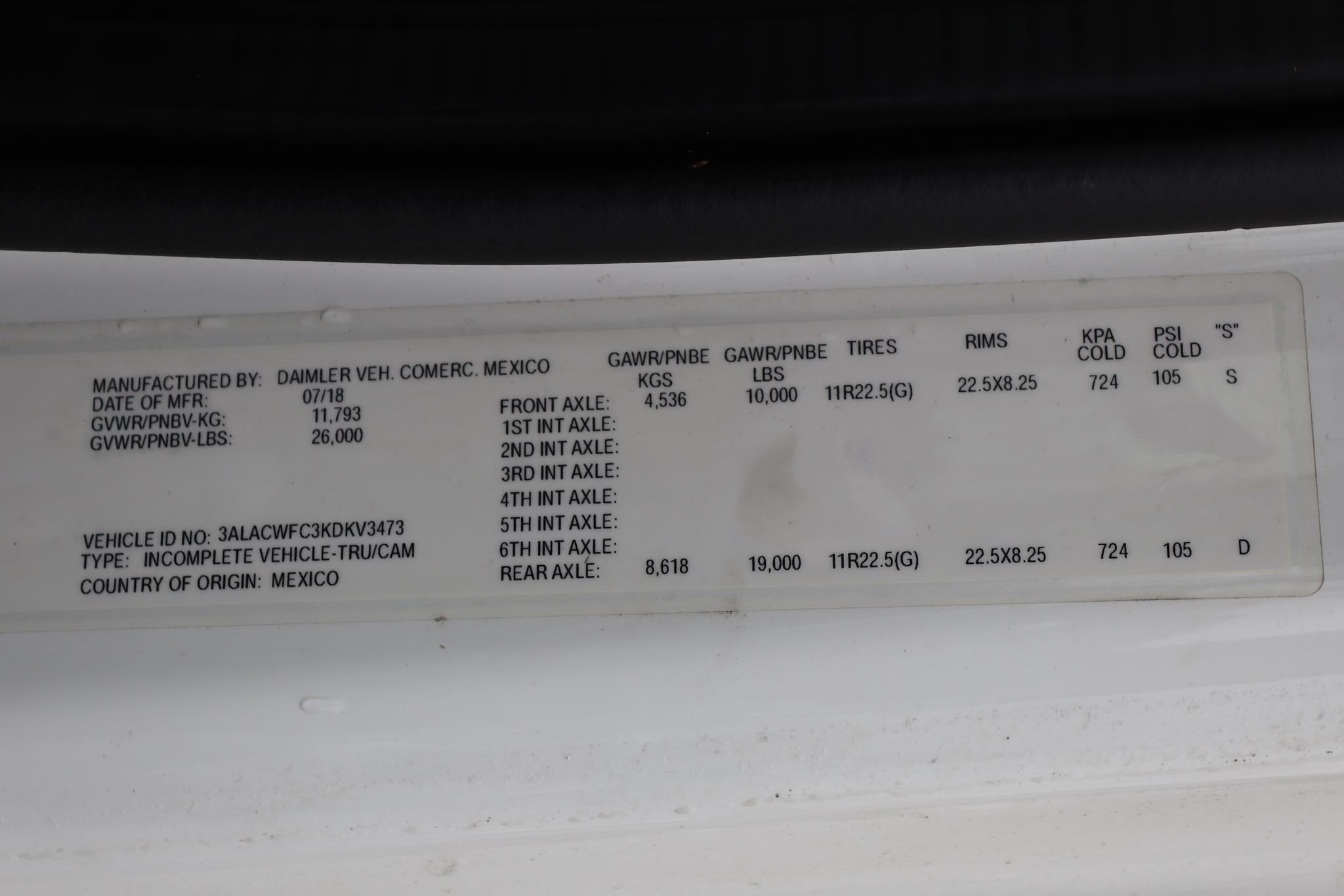 2019 FREIGHTLINER BUSINESS CLASS M2 106 2019 FREIGHTLINER BUSINESS CLASS M2 106 - image 4 of 6