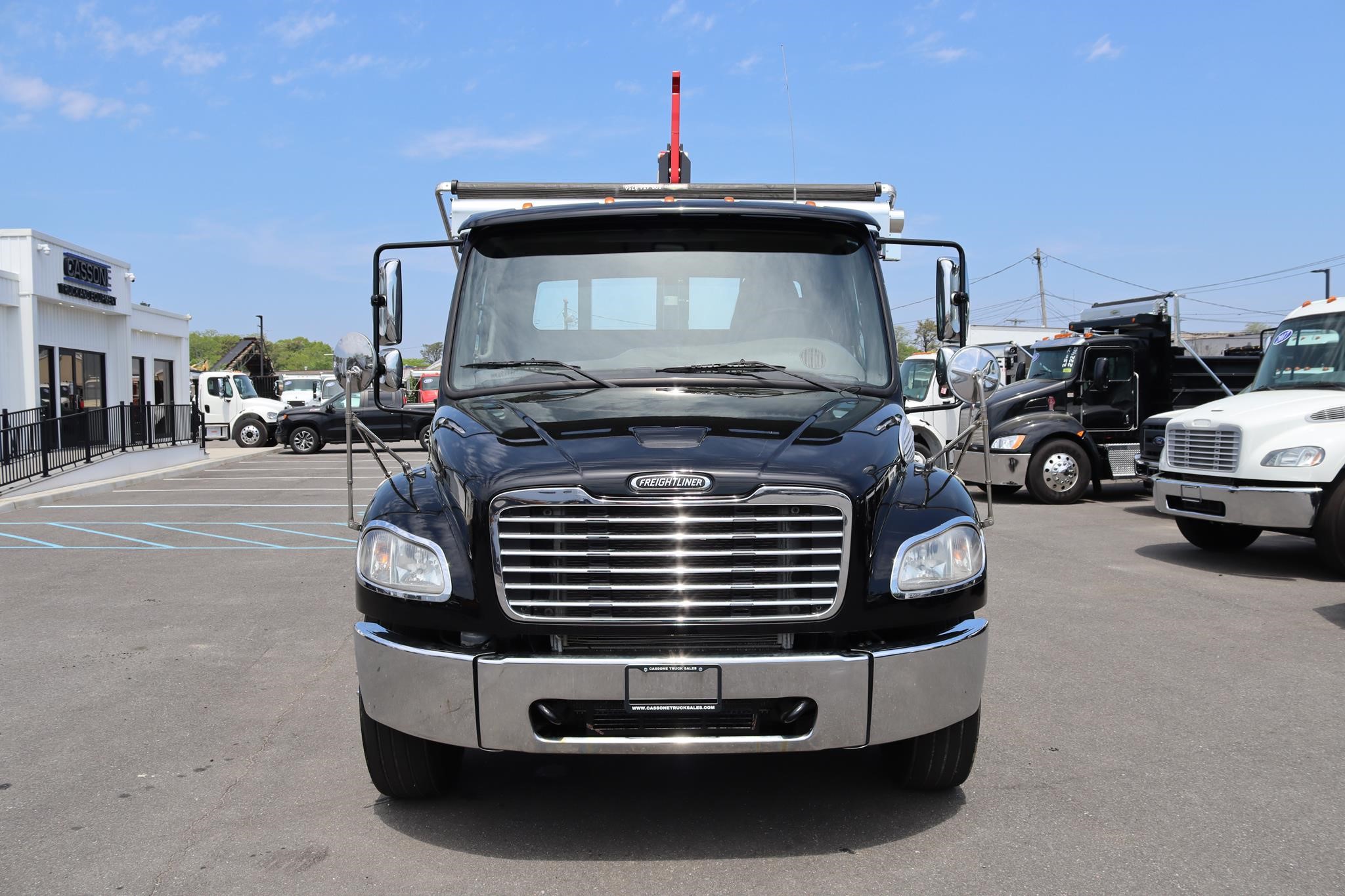 2018 FREIGHTLINER BUSINESS CLASS M2 106 11024112375 2018 FREIGHTLINER BUSINESS CLASS M2 106 11024112375