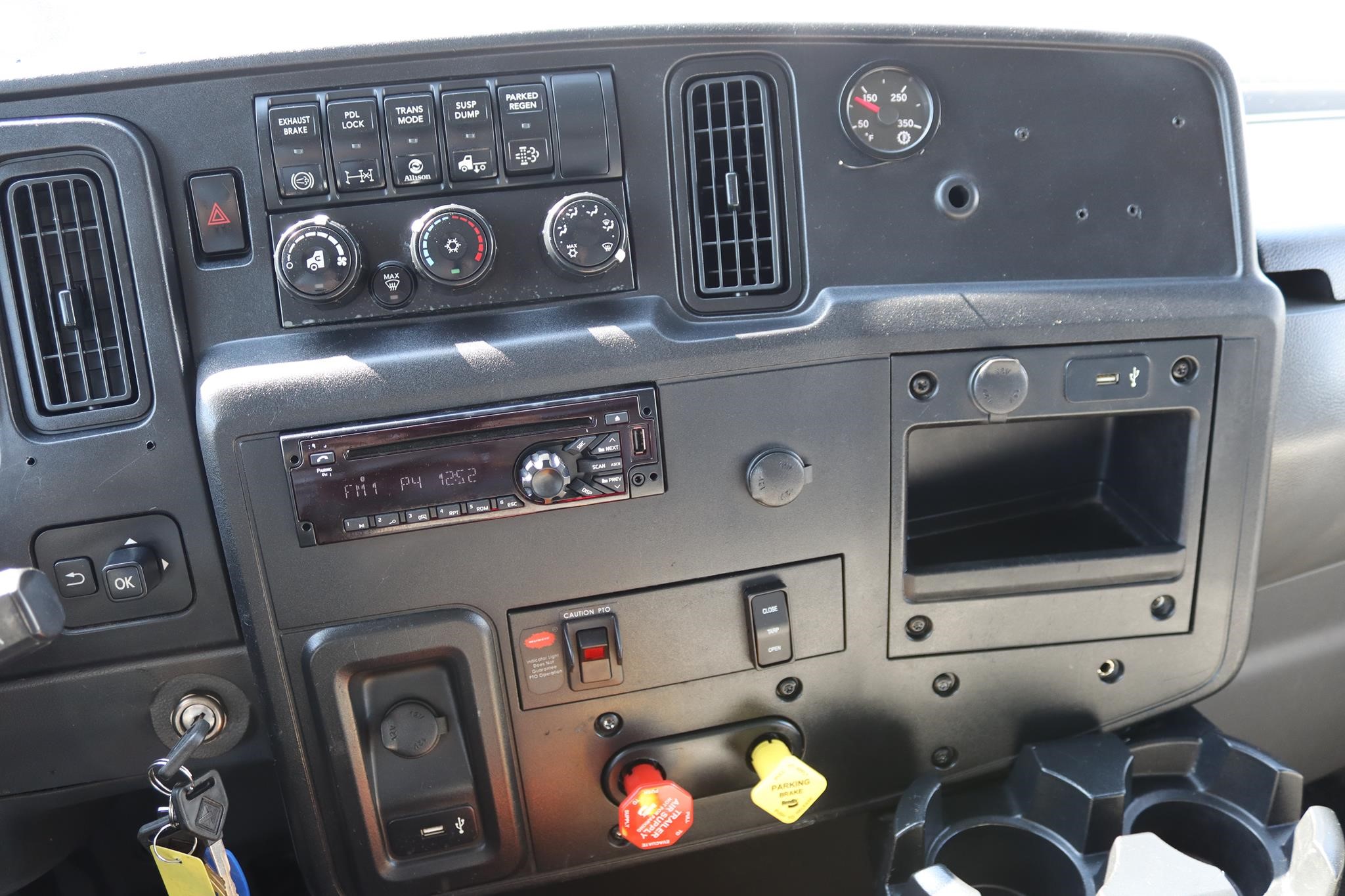 2020 INTERNATIONAL MV 11024270517 2020 INTERNATIONAL MV 11024270517
