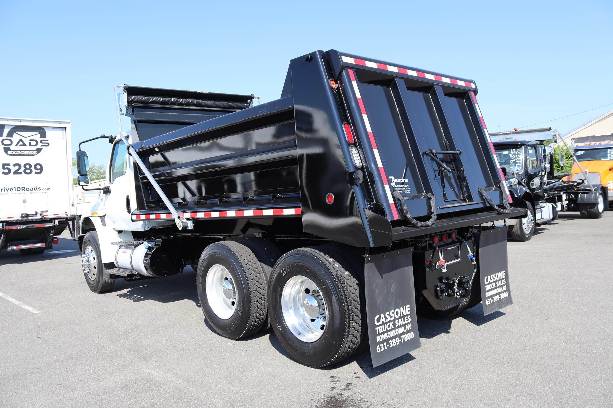2020 INTERNATIONAL MV 2020 INTERNATIONAL MV - image 2 of 6